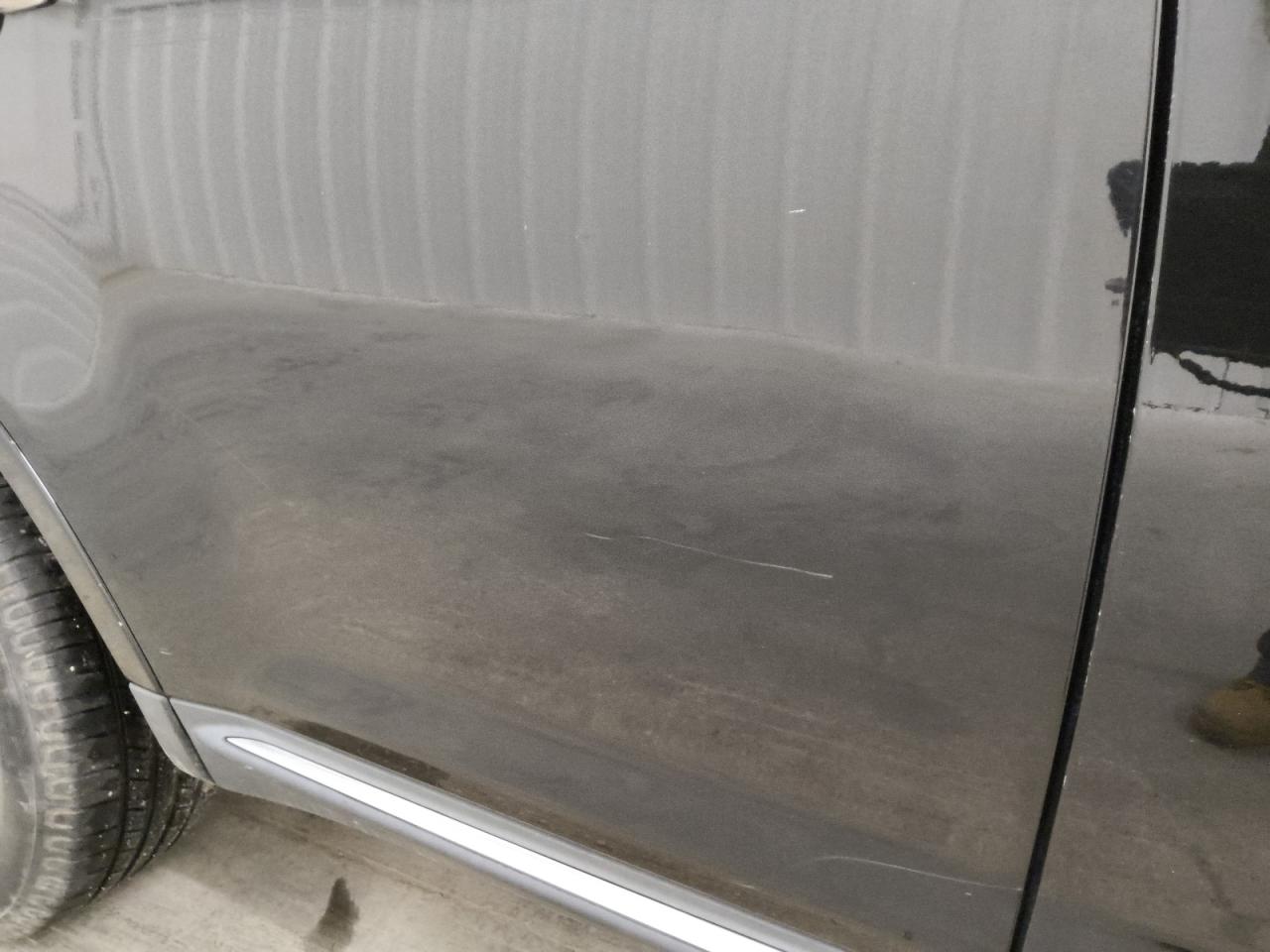 2014 Lincoln Mkx Black vin: 2LMDJ6JK3EBL18007 Damage: Right Rear Door, Heavy Scratch, 7 To 8 Inches