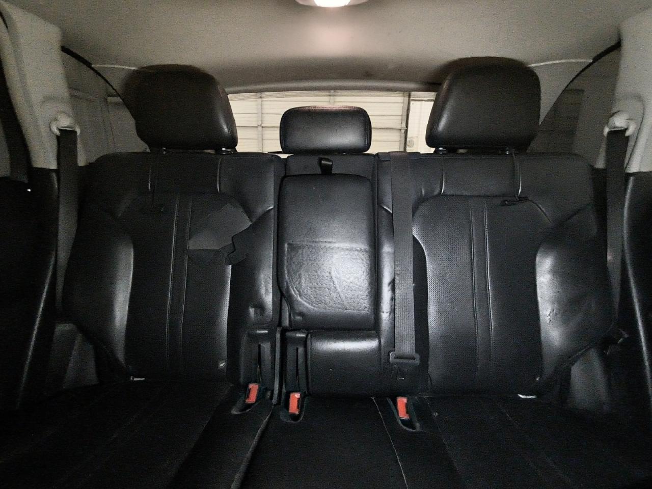 2014 Lincoln Mkx Black vin: 2LMDJ6JK3EBL18007 Damage: Right Rear Seat Back, Torn, 9 To 10 Inches