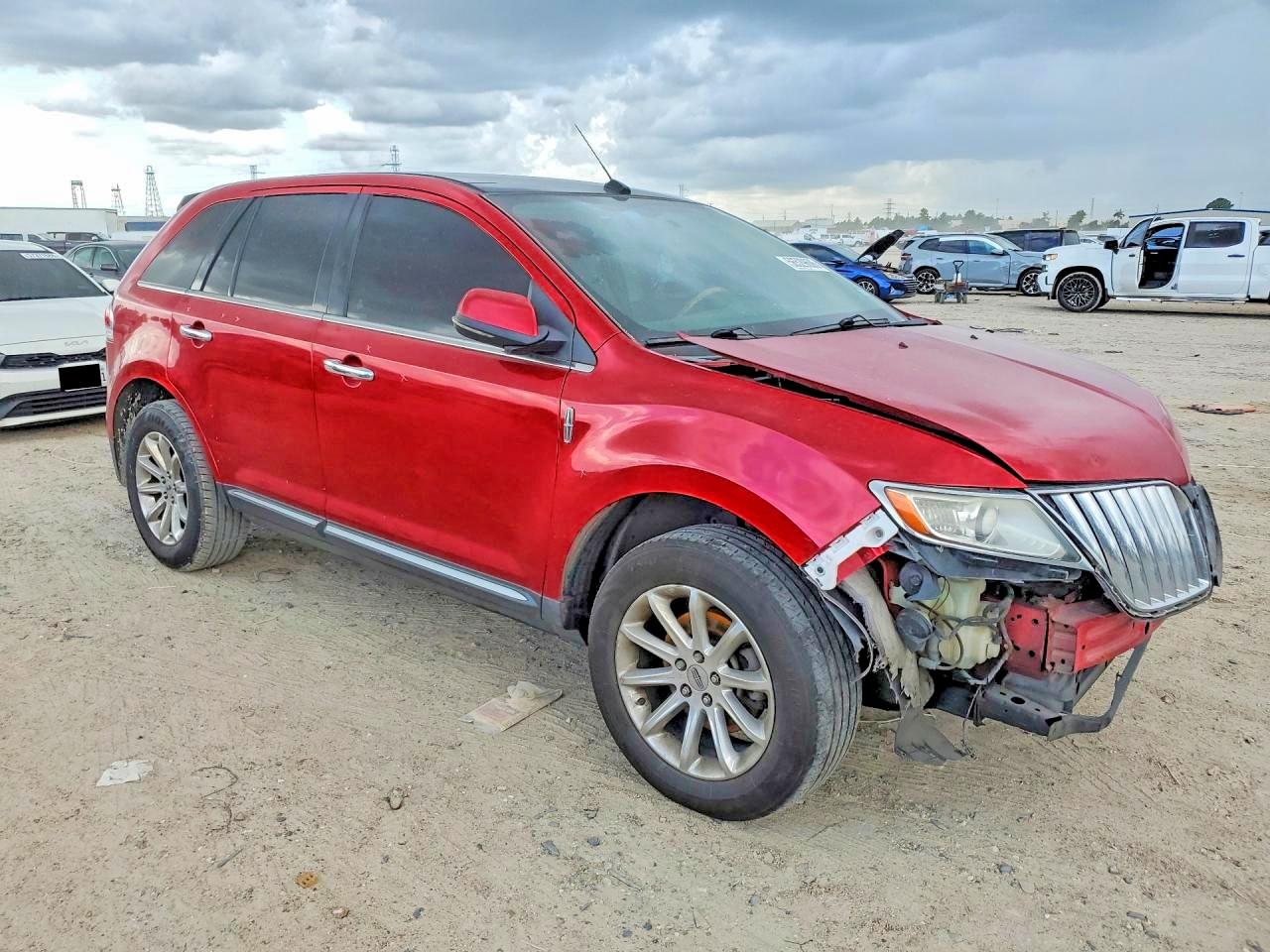 2012 Lincoln Mkx Red vin: 2LMDJ6JK4CBL09359