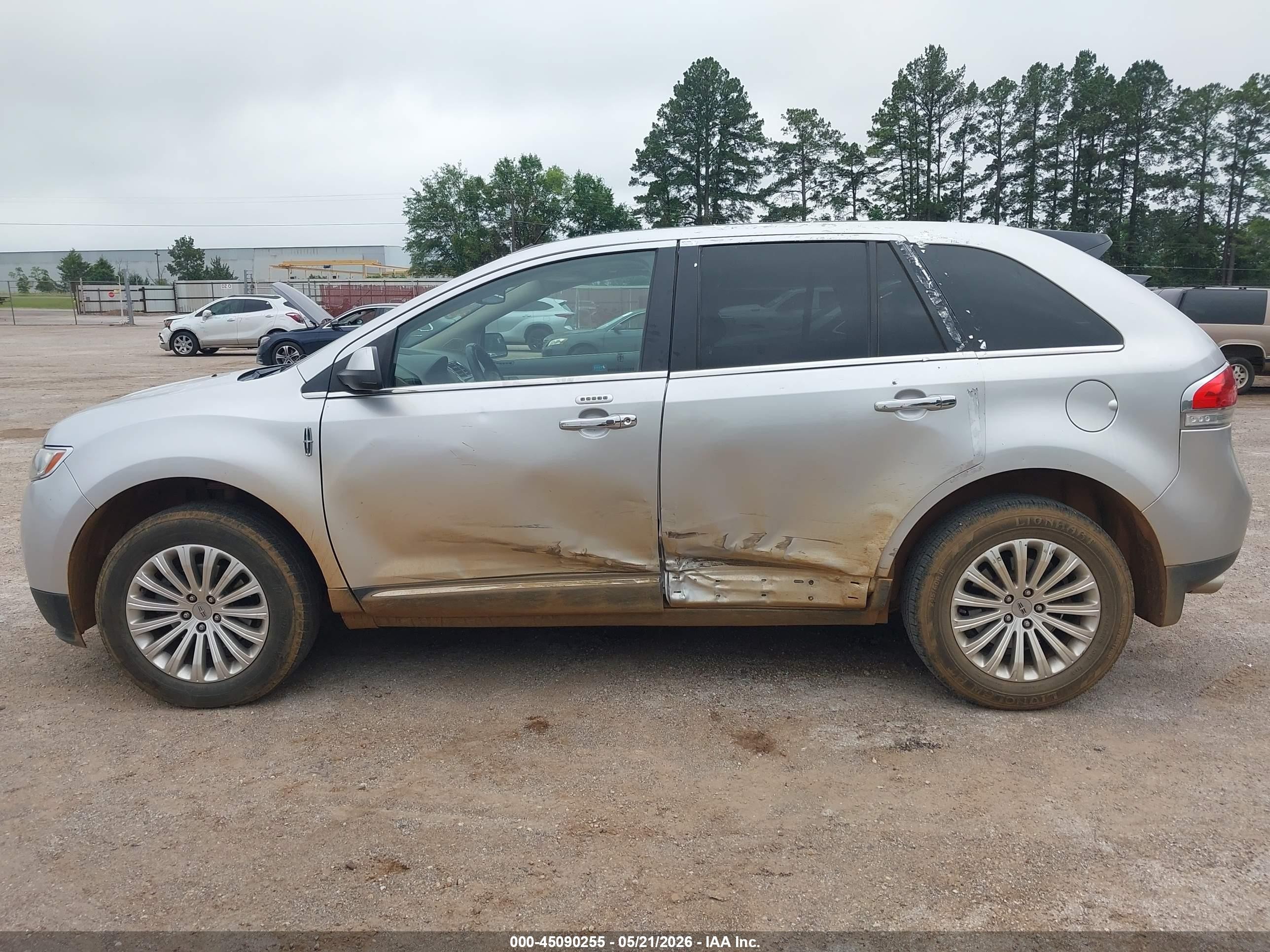 2014 Lincoln Mkx   Silver vin: 2LMDJ6JK4EBL13737