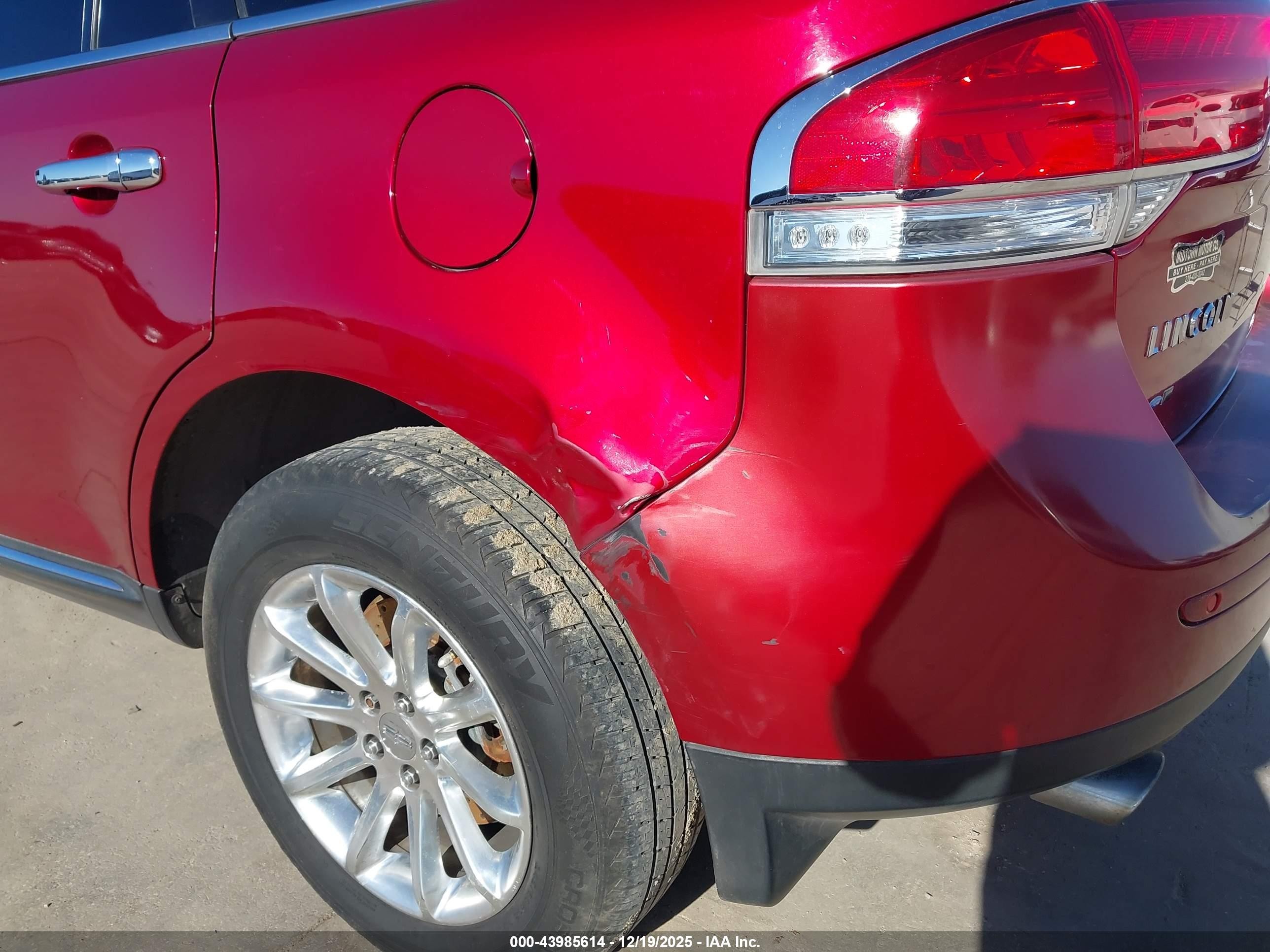 2015 Lincoln Mkx   Red vin: 2LMDJ6JK4FBL23444