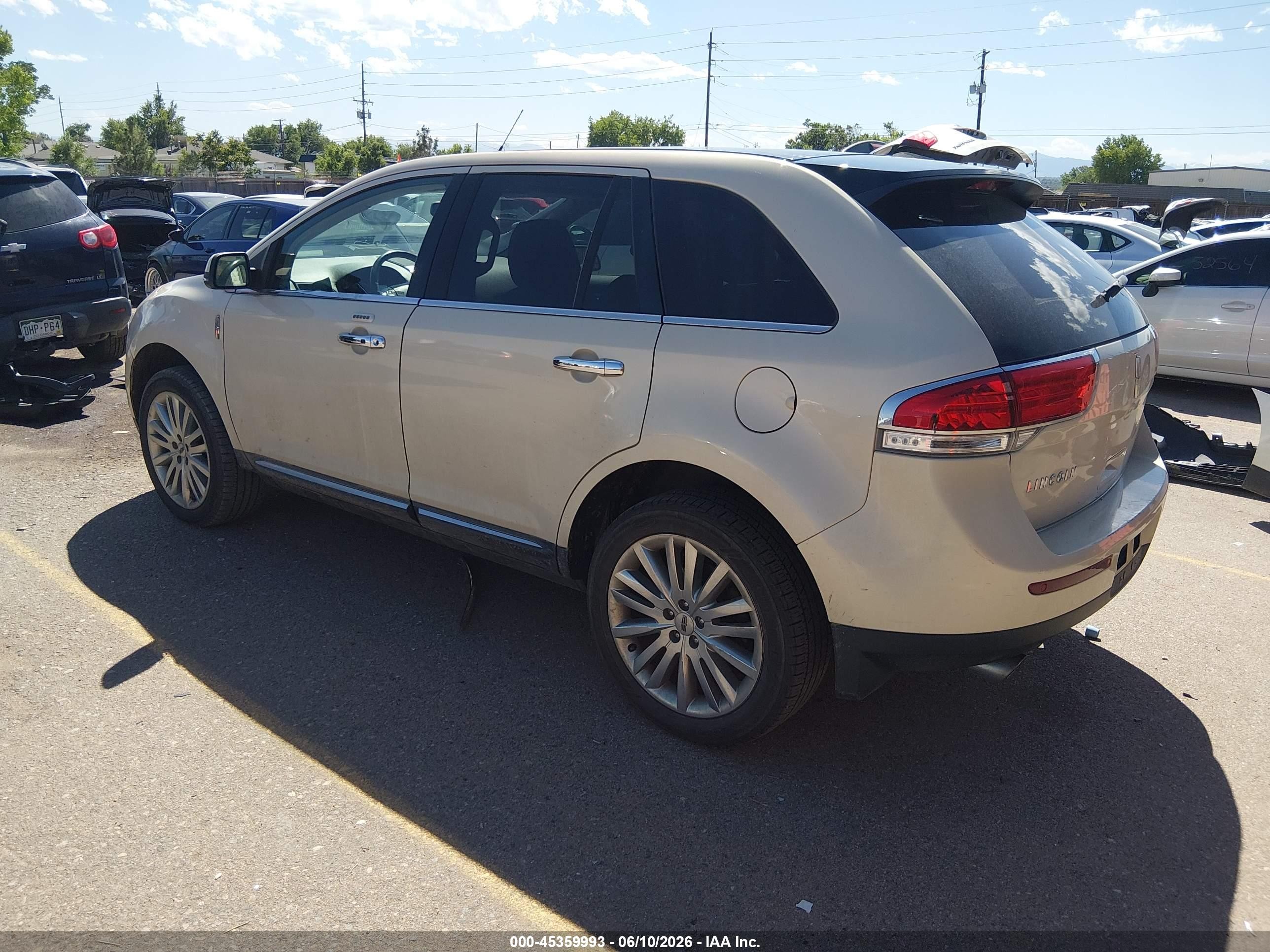 2015 Lincoln Mkx   Cream vin: 2LMDJ6JK5FBL20469