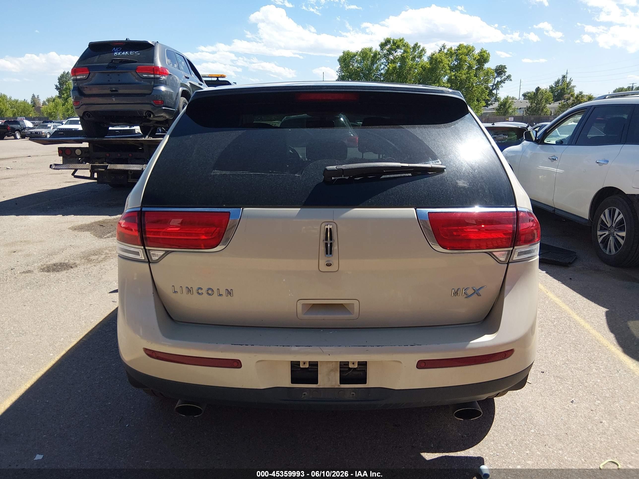 2015 Lincoln Mkx   Cream vin: 2LMDJ6JK5FBL20469