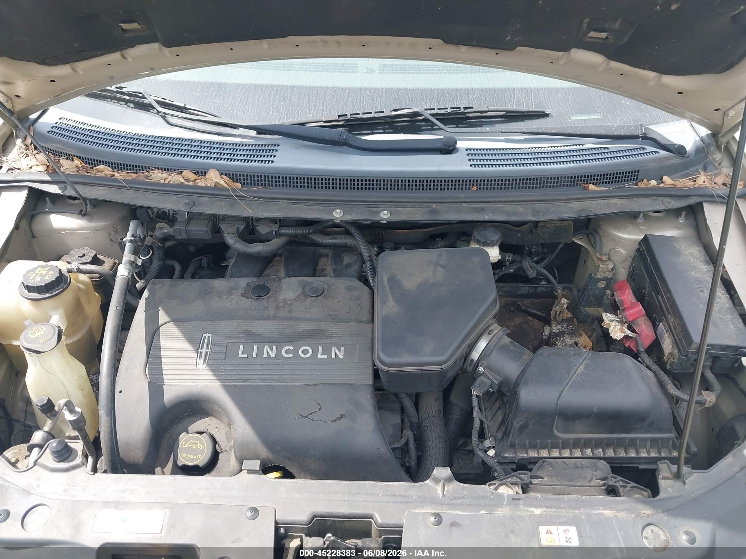 2011 Lincoln Mkx   Gold vin: 2LMDJ6JK6BBJ07637