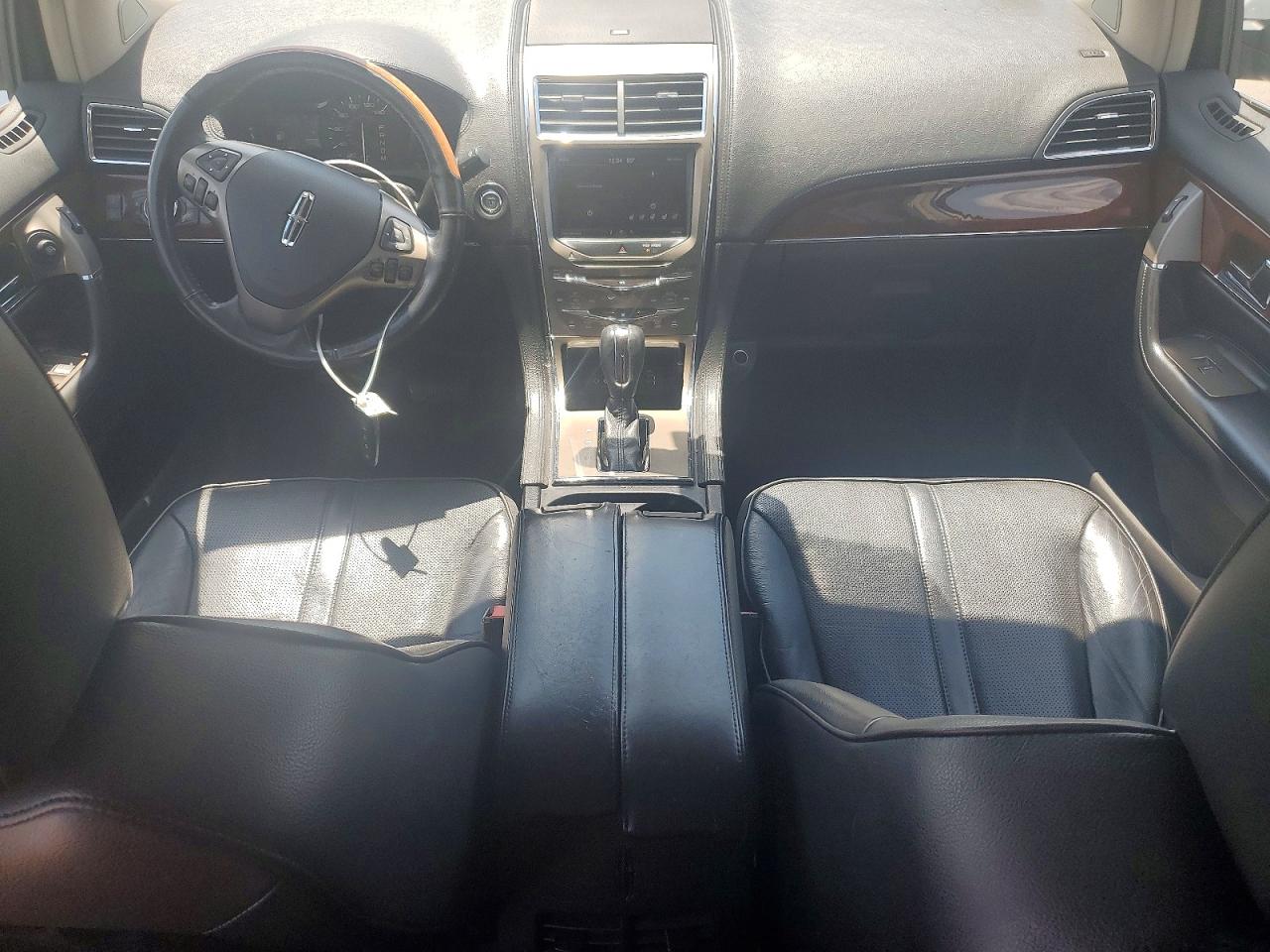 2011 Lincoln Mkx Silver vin: 2LMDJ6JK6BBJ28441