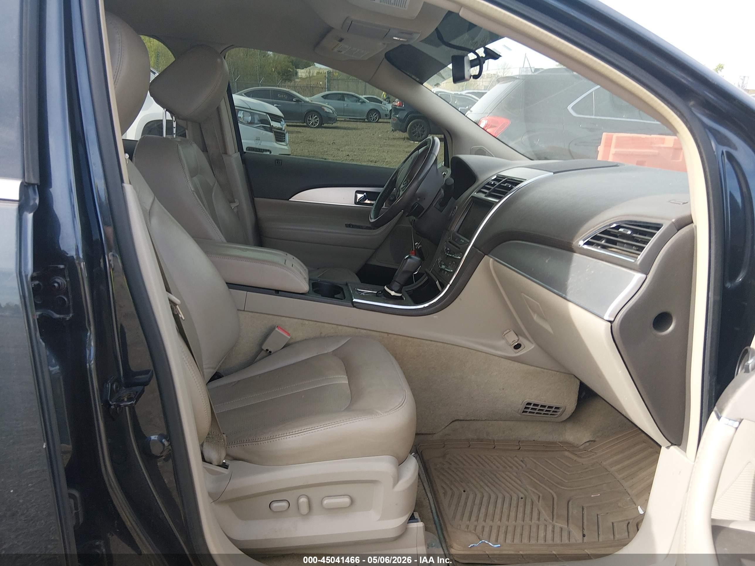 2013 Lincoln Mkx   Черный vin: 2LMDJ6JK6DBL21448