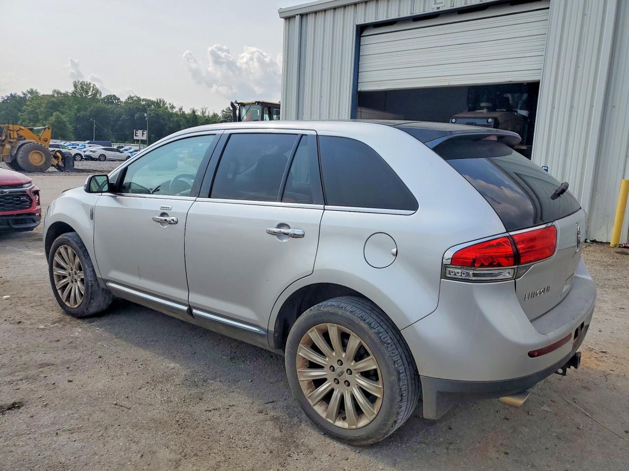 2013 Lincoln Mkx Silver vin: 2LMDJ6JK6DBL22678