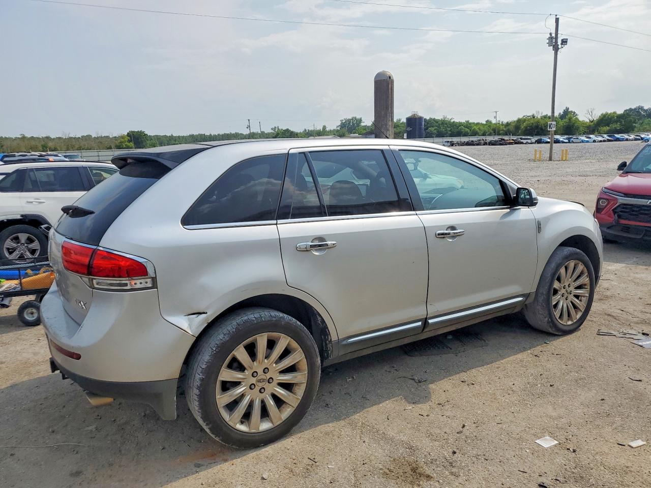 2013 Lincoln Mkx Silver vin: 2LMDJ6JK6DBL22678
