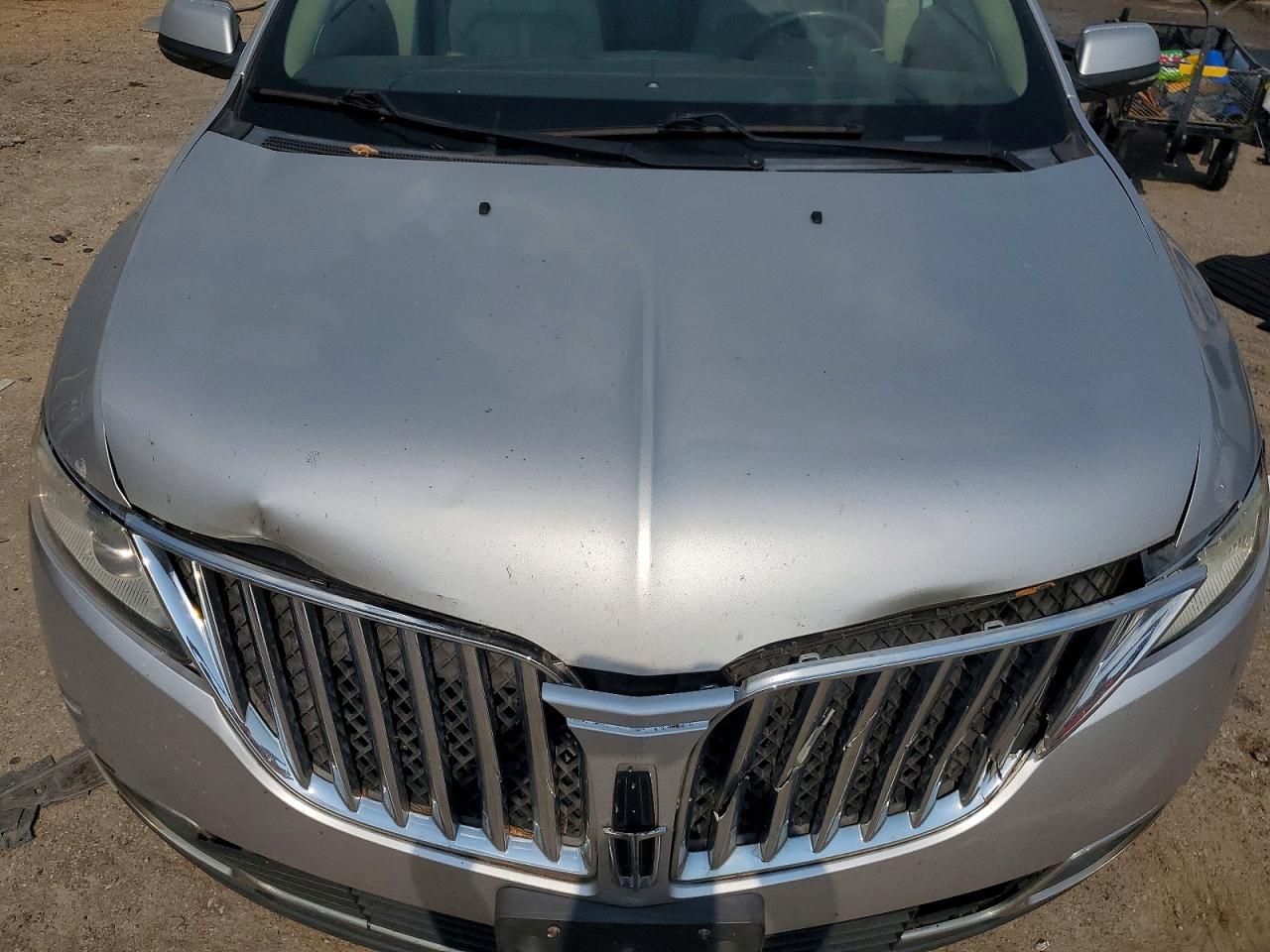 2013 Lincoln Mkx Silver vin: 2LMDJ6JK6DBL22678