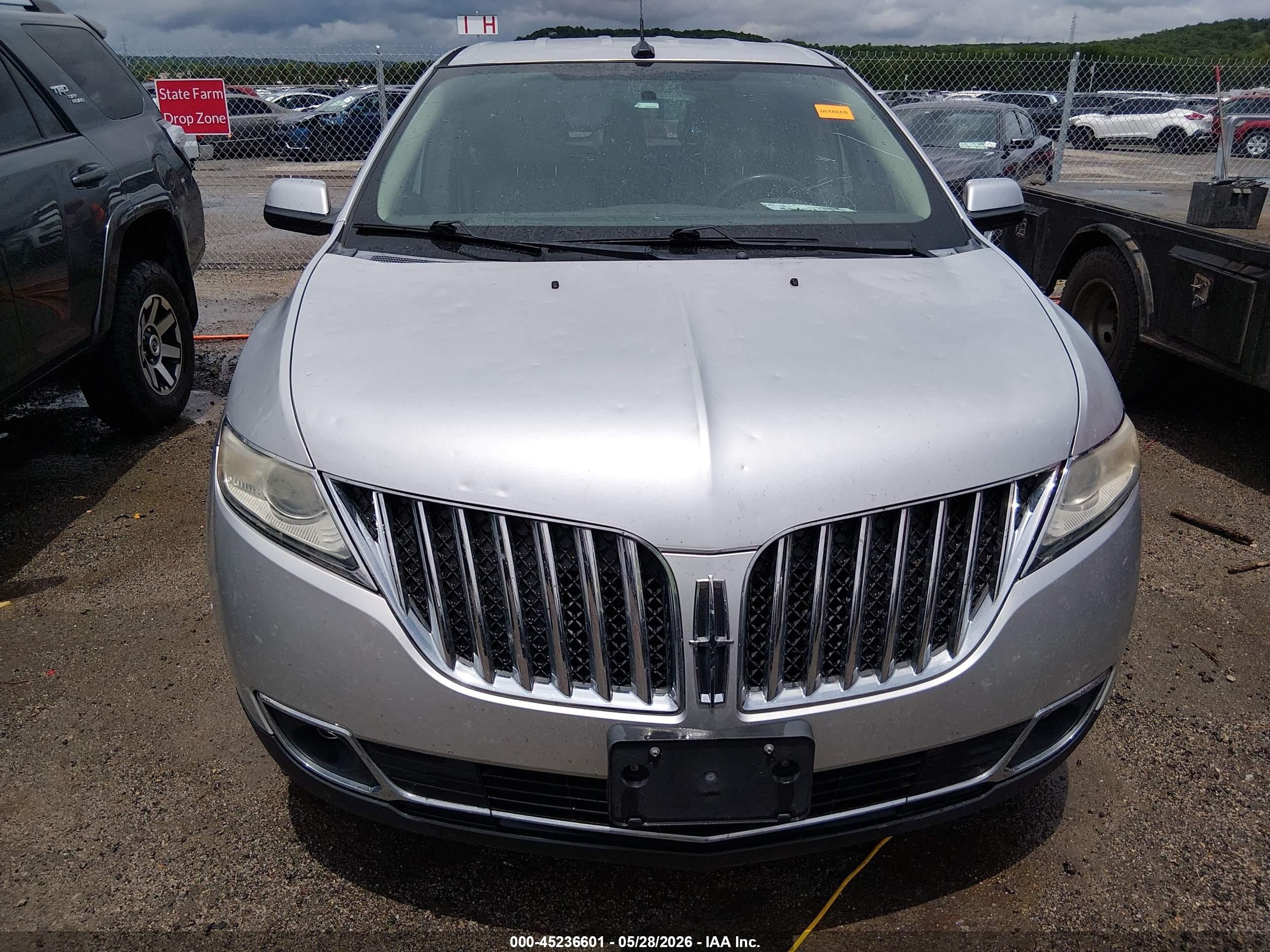 2013 Lincoln Mkx   Silver vin: 2LMDJ6JK6DBL32319