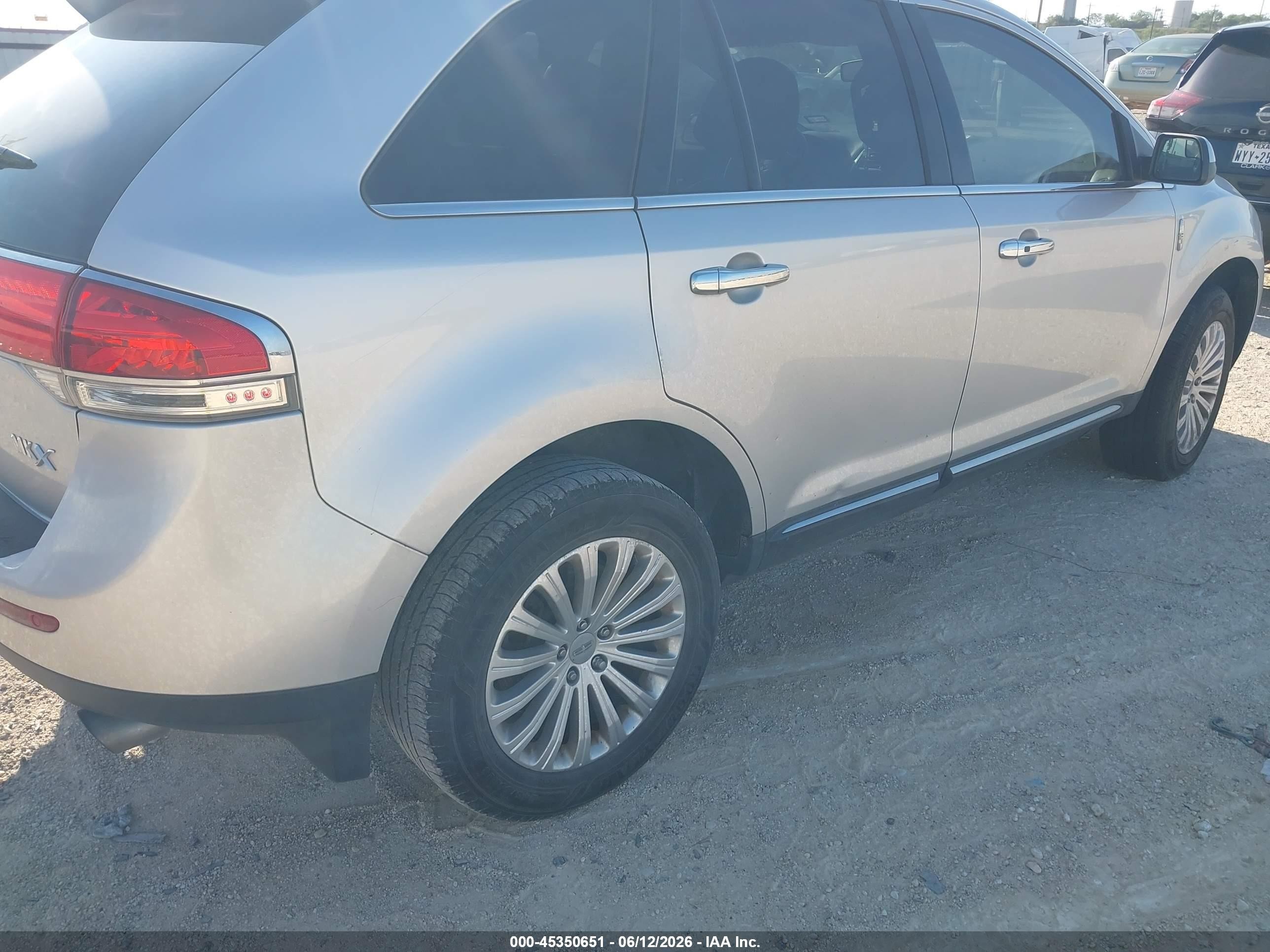 2013 Lincoln Mkx Silver vin: 2LMDJ6JK6DBL39075