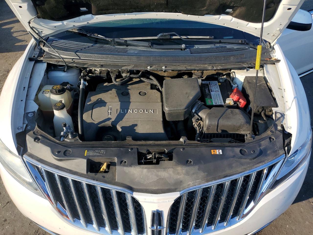 2014 Lincoln Mkx White vin: 2LMDJ6JK6EBL00357