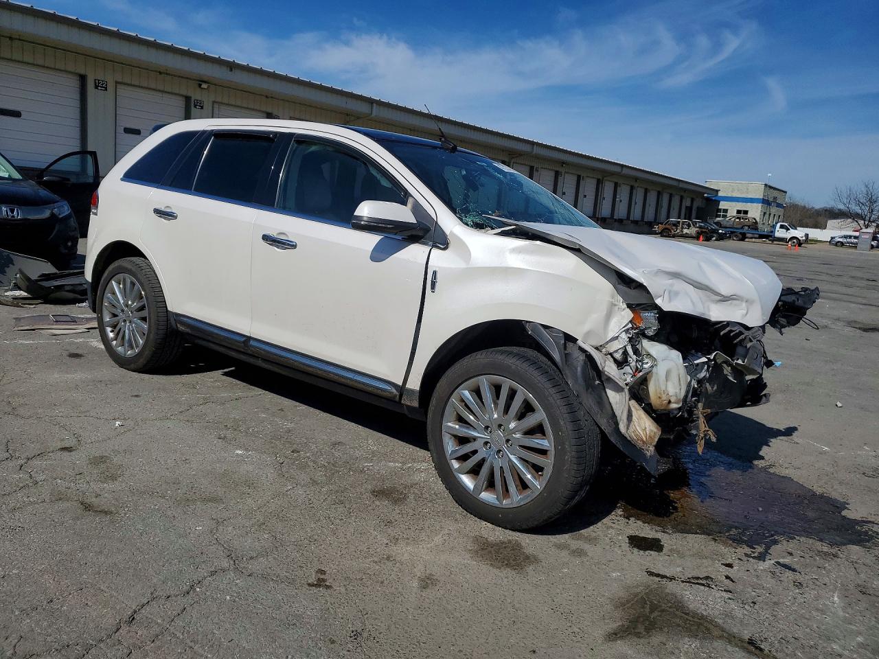 2015 Lincoln Mkx White vin: 2LMDJ6JK6FBL23946
