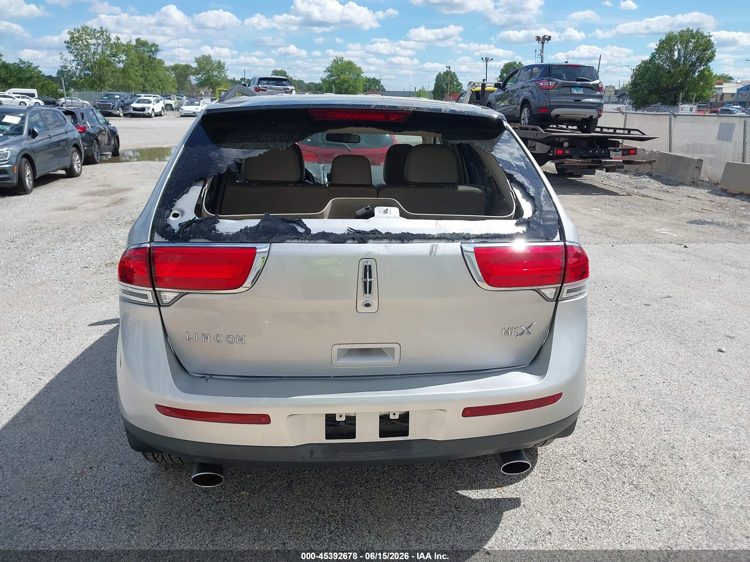 2011 Lincoln Mkx   Silver vin: 2LMDJ6JK7BBJ20526
