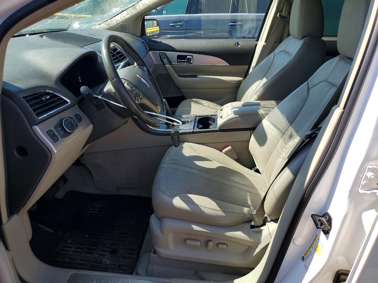 2011 Lincoln Mkx White vin: 2LMDJ6JK7BBJ23409