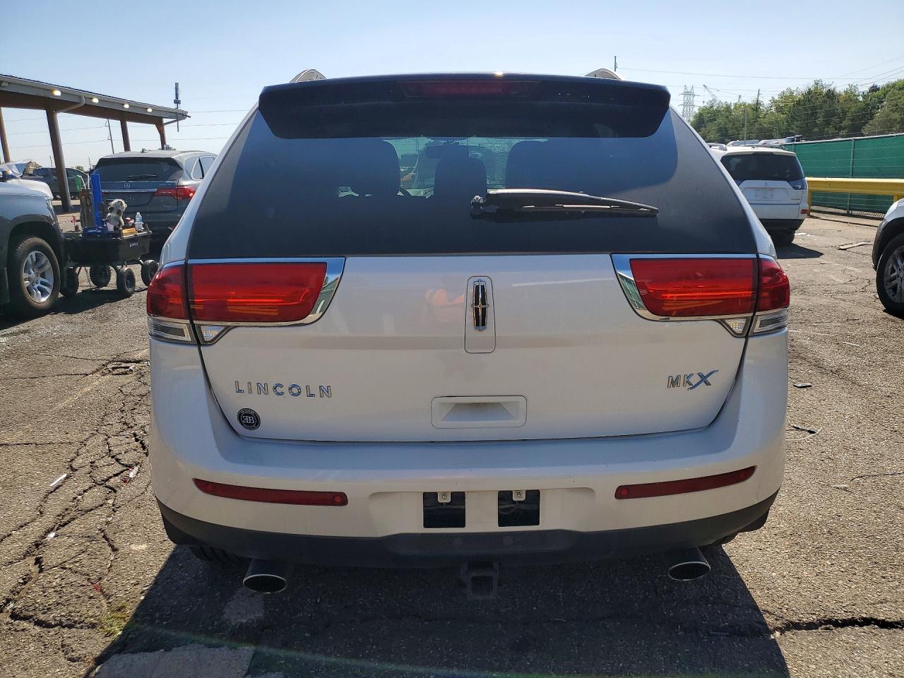 2011 Lincoln Mkx White vin: 2LMDJ6JK7BBJ23409