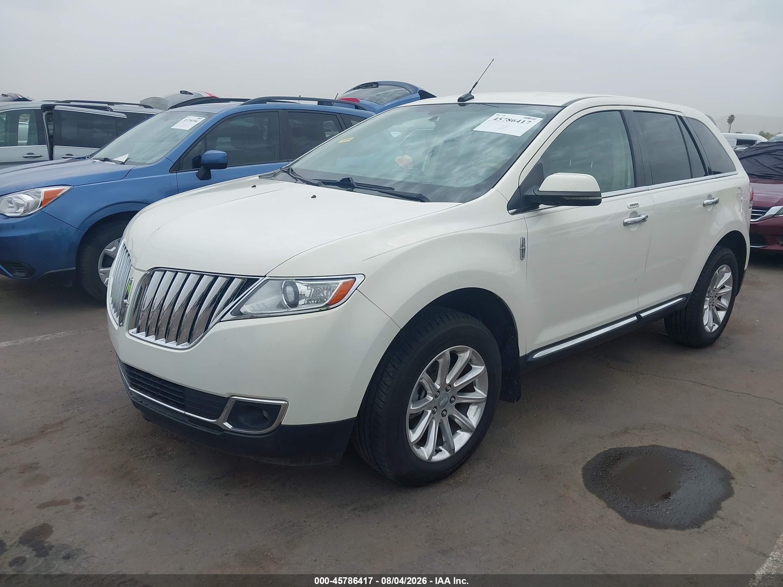 2013 Lincoln Mkx   White vin: 2LMDJ6JK7DBL00642