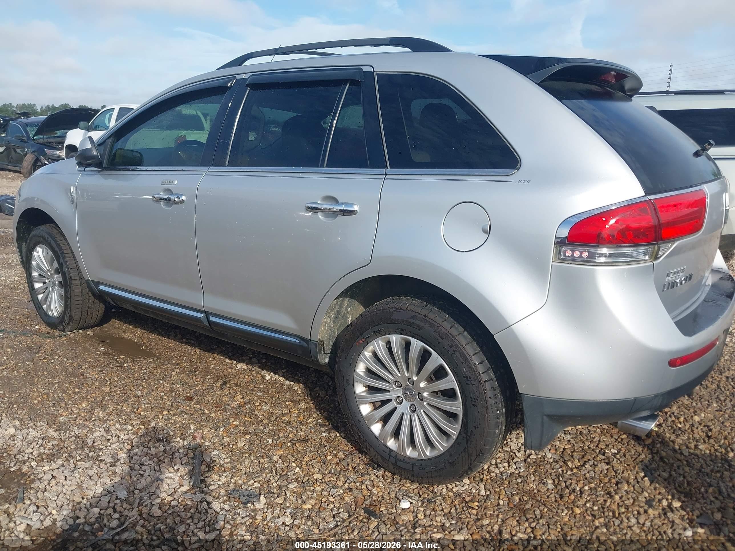 2013 Lincoln Mkx   Silver vin: 2LMDJ6JK7DBL22463