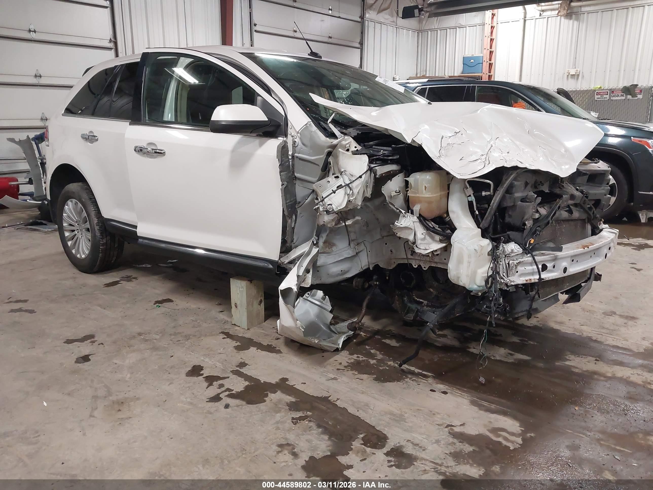 2014 Lincoln Mkx   White vin: 2LMDJ6JK7EBL14977