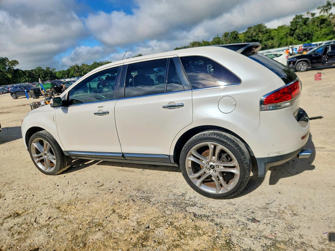 2015 Lincoln Mkx White vin: 2LMDJ6JK7FBL24751