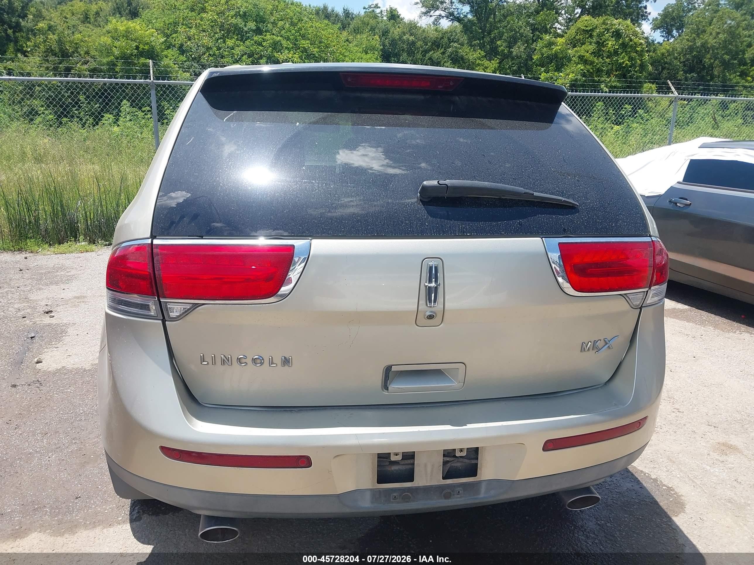 2011 Lincoln Mkx   Gold vin: 2LMDJ6JK8BBJ12774