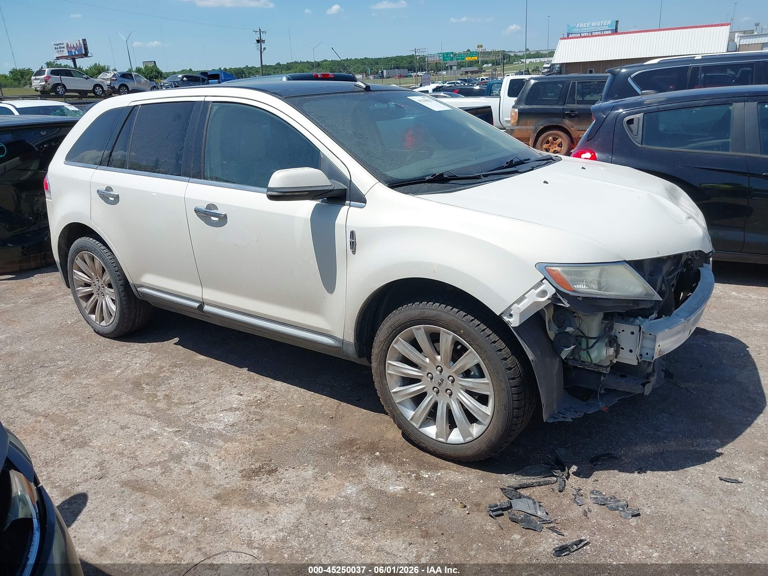 2012 Lincoln Mkx   White vin: 2LMDJ6JK8CBL06884