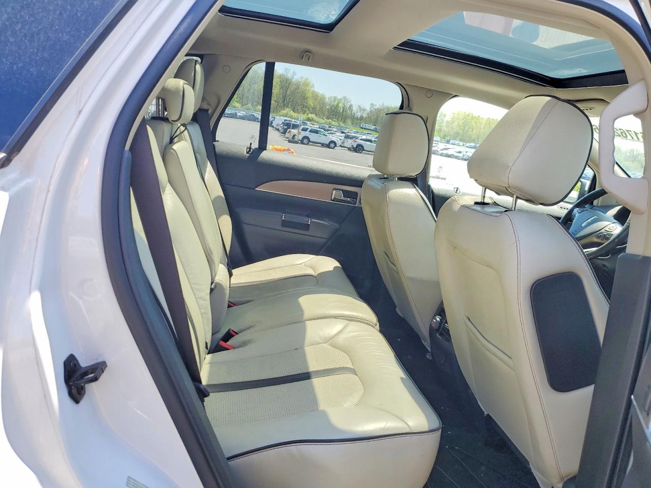 2014 Lincoln Mkx Белый vin: 2LMDJ6JK8EBL14857