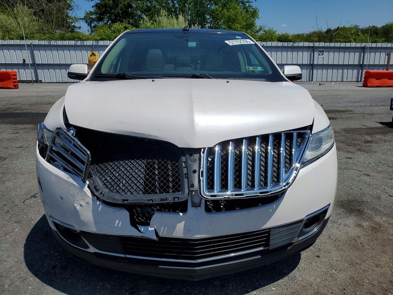 2014 Lincoln Mkx Белый vin: 2LMDJ6JK8EBL14857