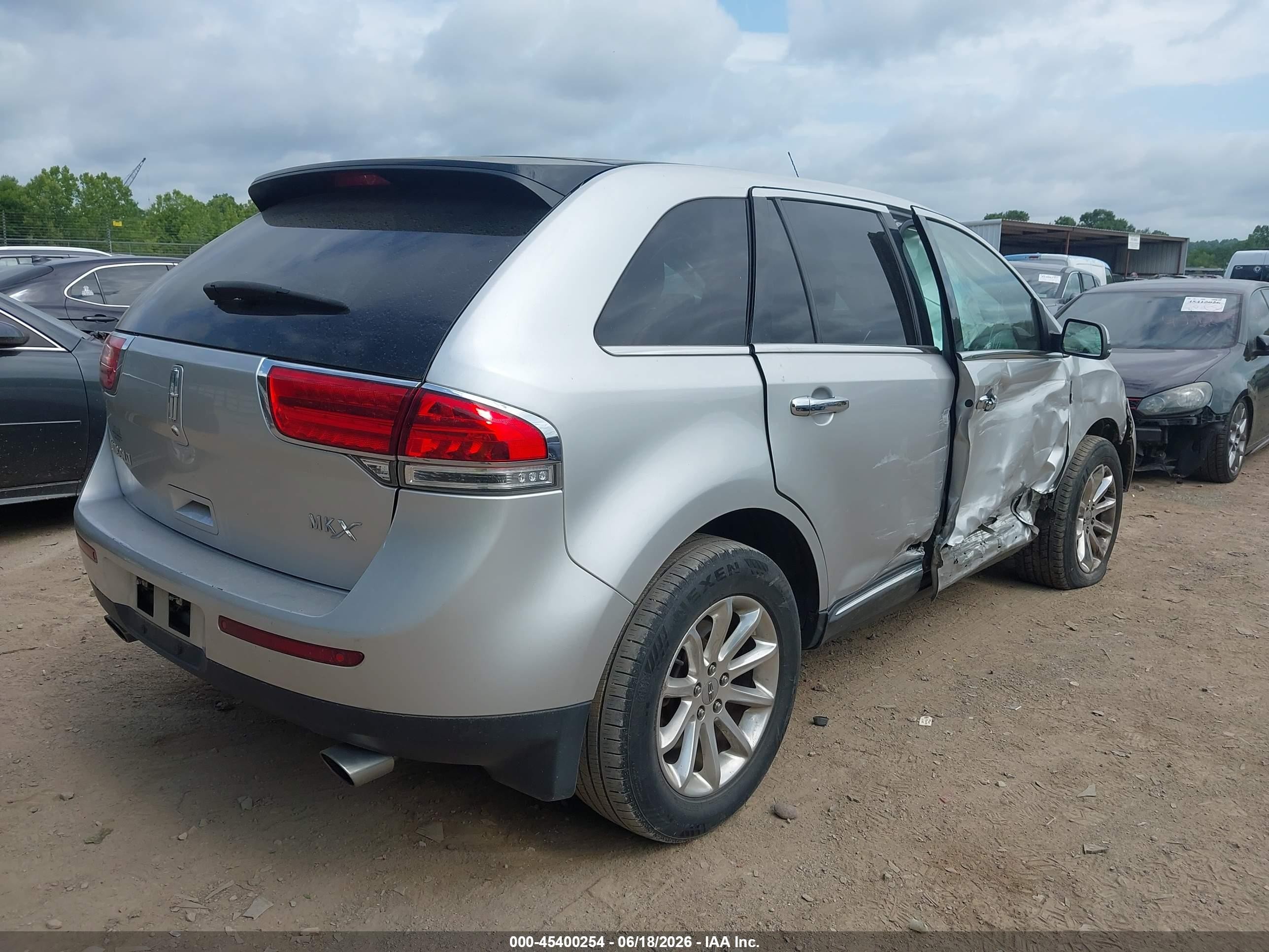 2015 Lincoln Mkx   Silver vin: 2LMDJ6JK8FBL28940