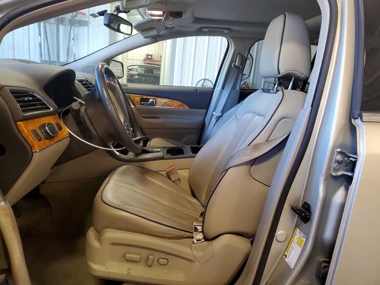 2011 Lincoln Mkx Tan vin: 2LMDJ6JK9BBJ09317