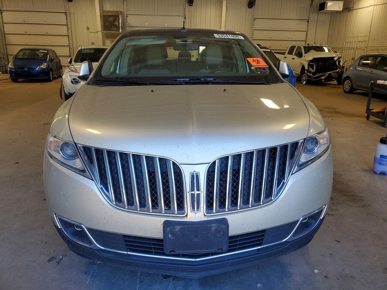 2011 Lincoln Mkx Tan vin: 2LMDJ6JK9BBJ09317
