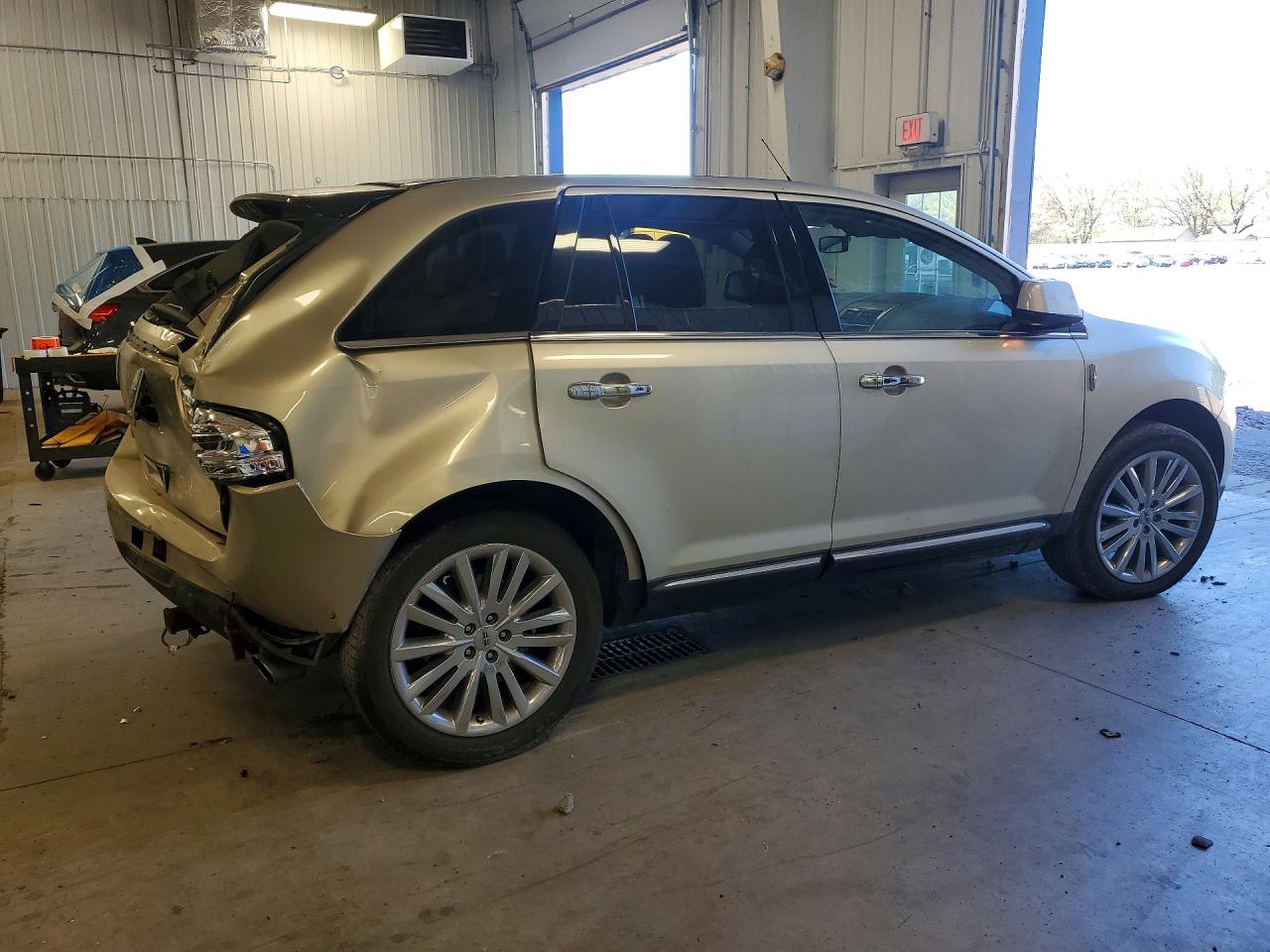 2011 Lincoln Mkx Tan vin: 2LMDJ6JK9BBJ09317