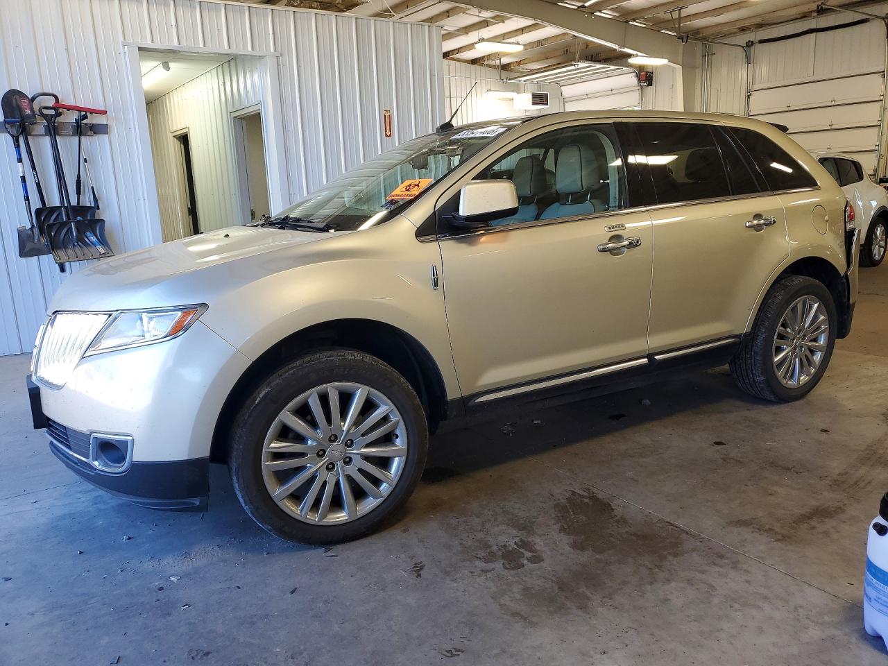 2011 Lincoln Mkx Tan vin: 2LMDJ6JK9BBJ09317