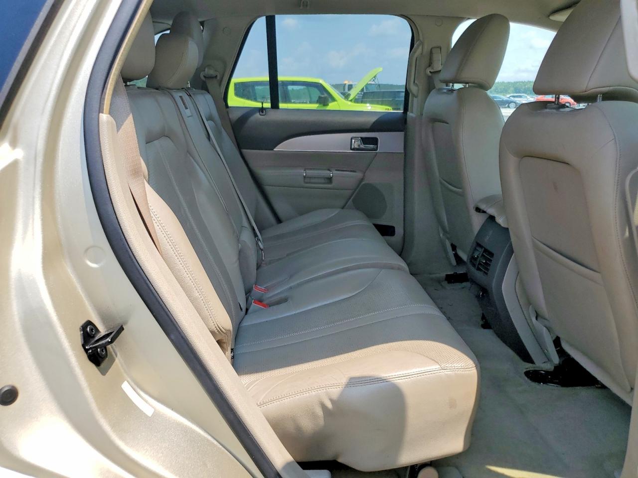 2011 Lincoln Mkx Gold vin: 2LMDJ6JK9BBJ29843