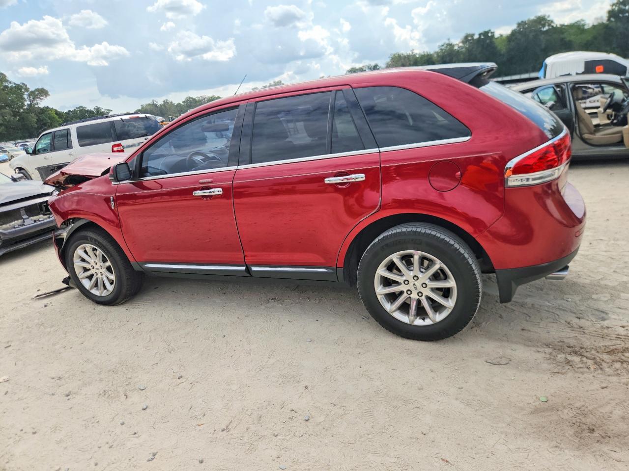 2013 Lincoln Mkx Red vin: 2LMDJ6JK9DBL32069
