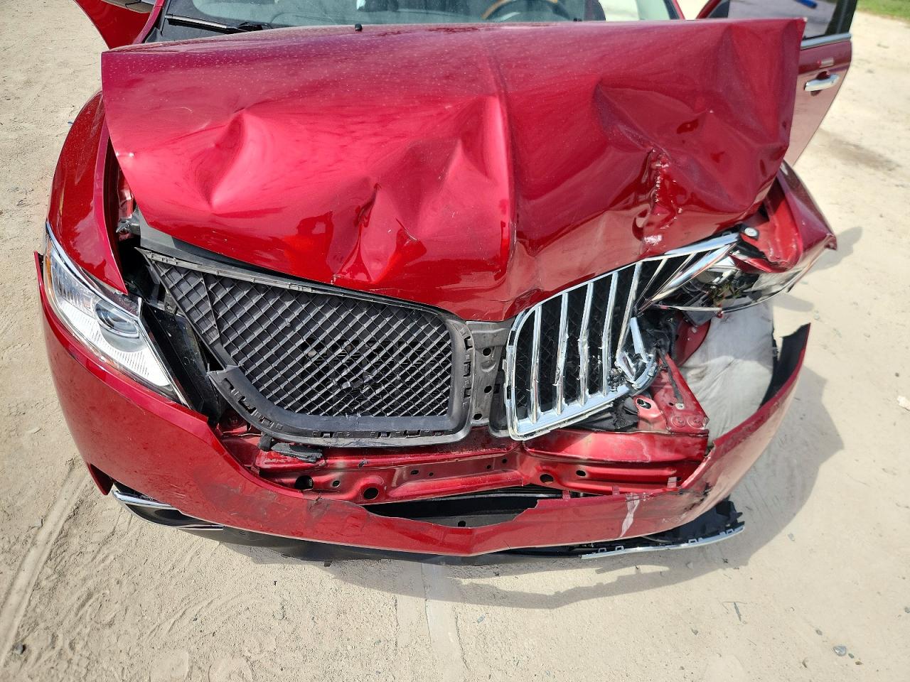 2013 Lincoln Mkx Red vin: 2LMDJ6JK9DBL32069
