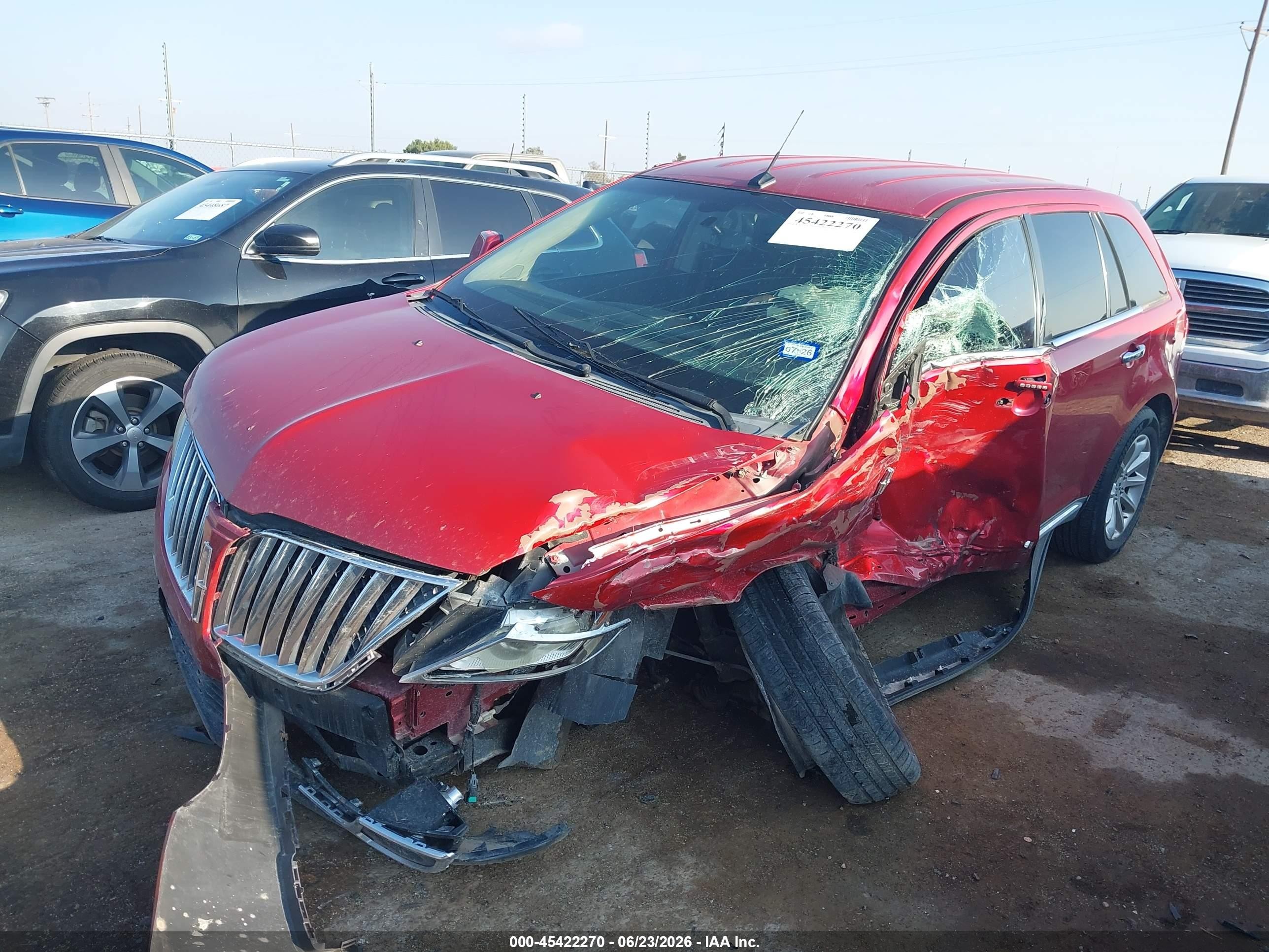 2011 Lincoln Mkx   Maroon vin: 2LMDJ6JKXBBJ00173