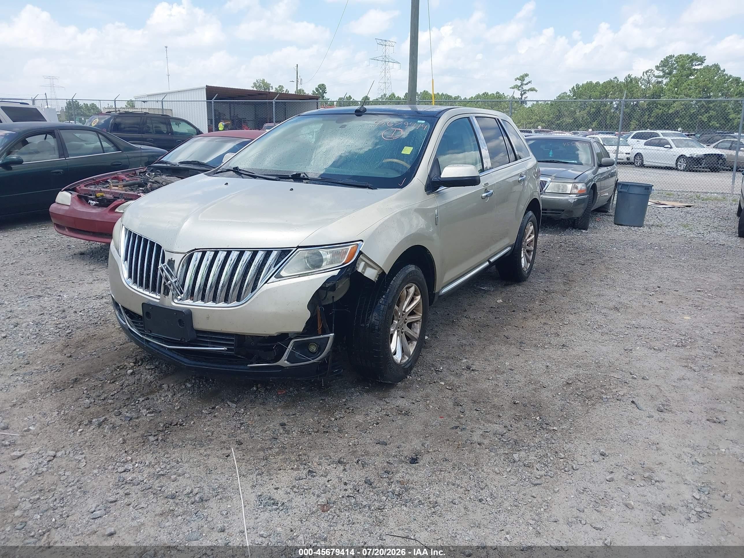 2011 Lincoln Mkx   Champagne vin: 2LMDJ6JKXBBJ18835