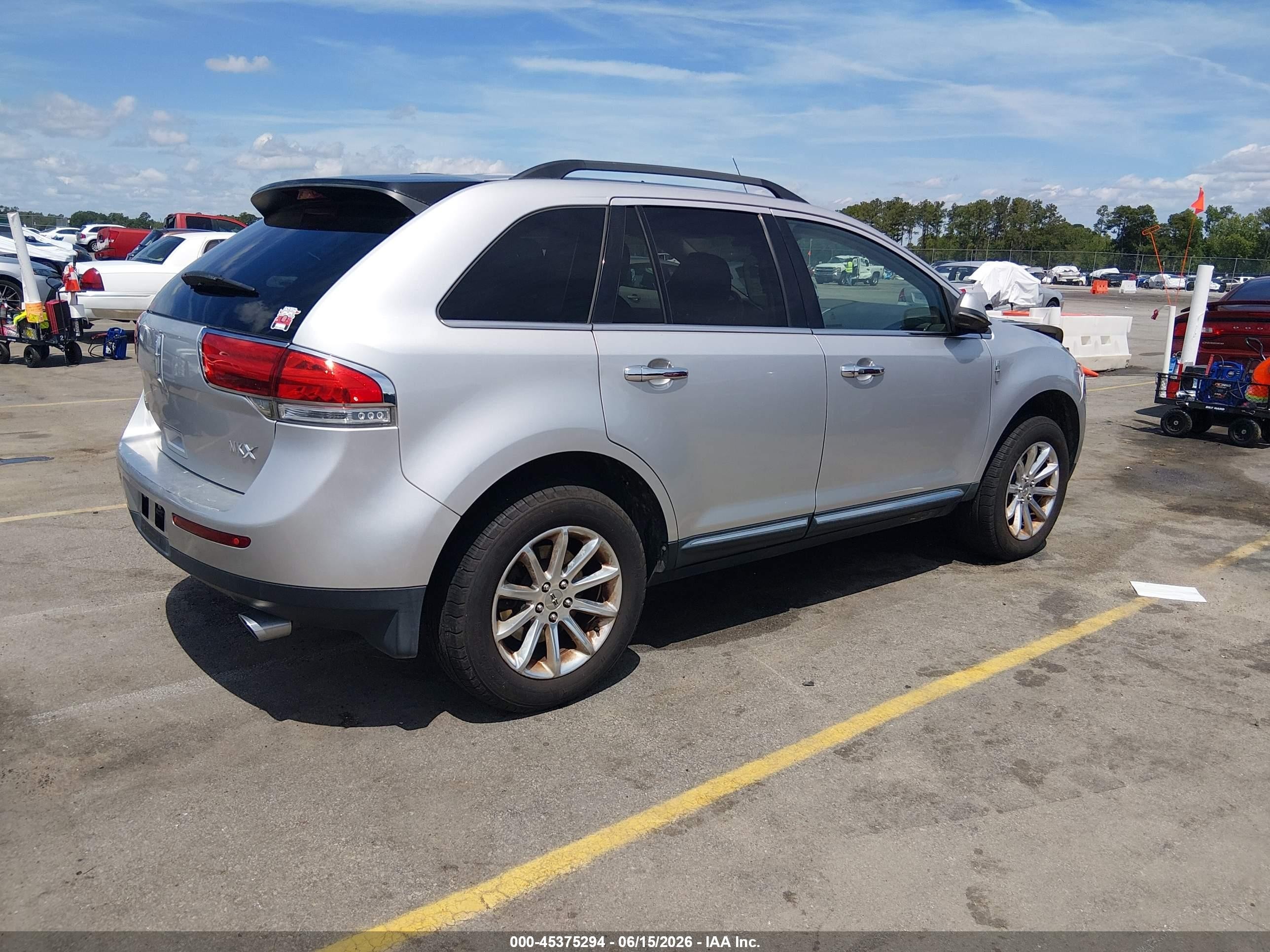 2013 Lincoln Mkx   Silver vin: 2LMDJ6JKXDBL28600