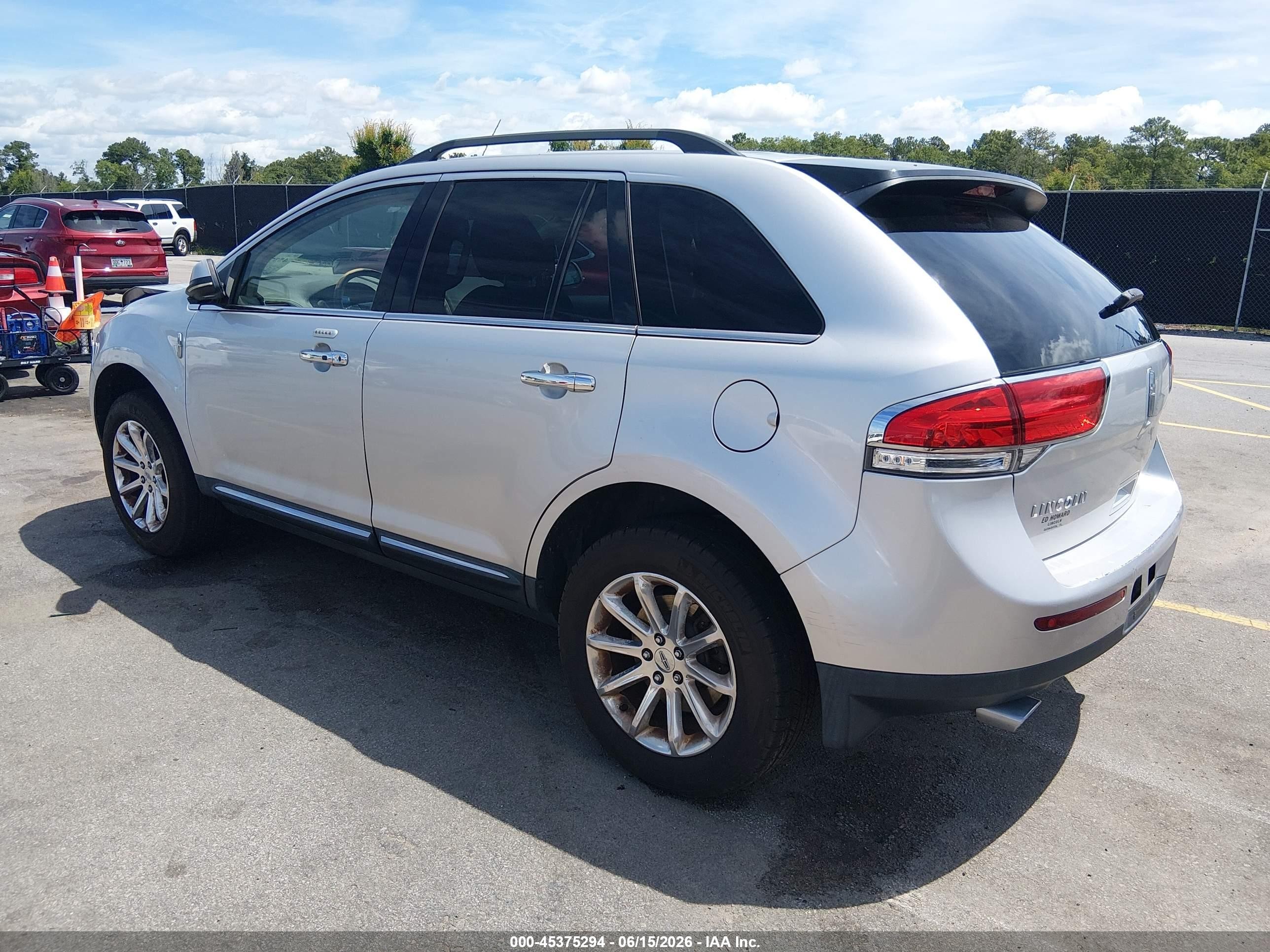 2013 Lincoln Mkx   Silver vin: 2LMDJ6JKXDBL28600