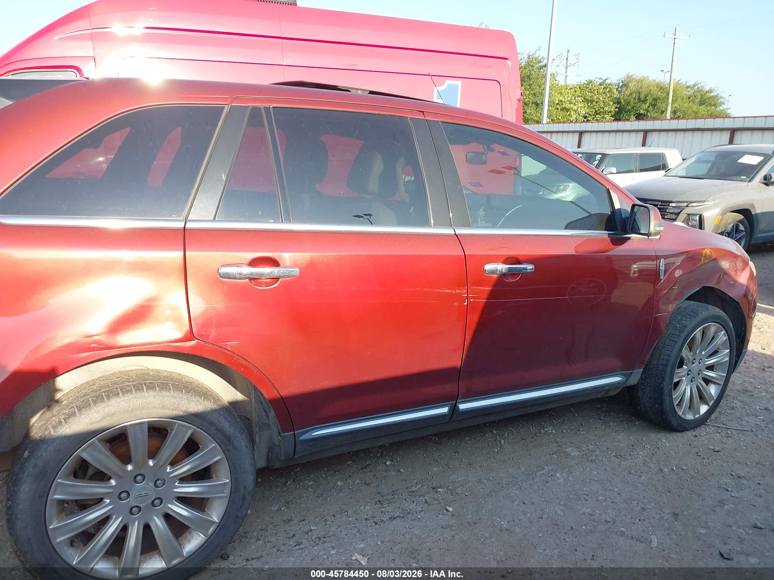2014 Lincoln Mkx Burgundy vin: 2LMDJ6JKXEBL09577