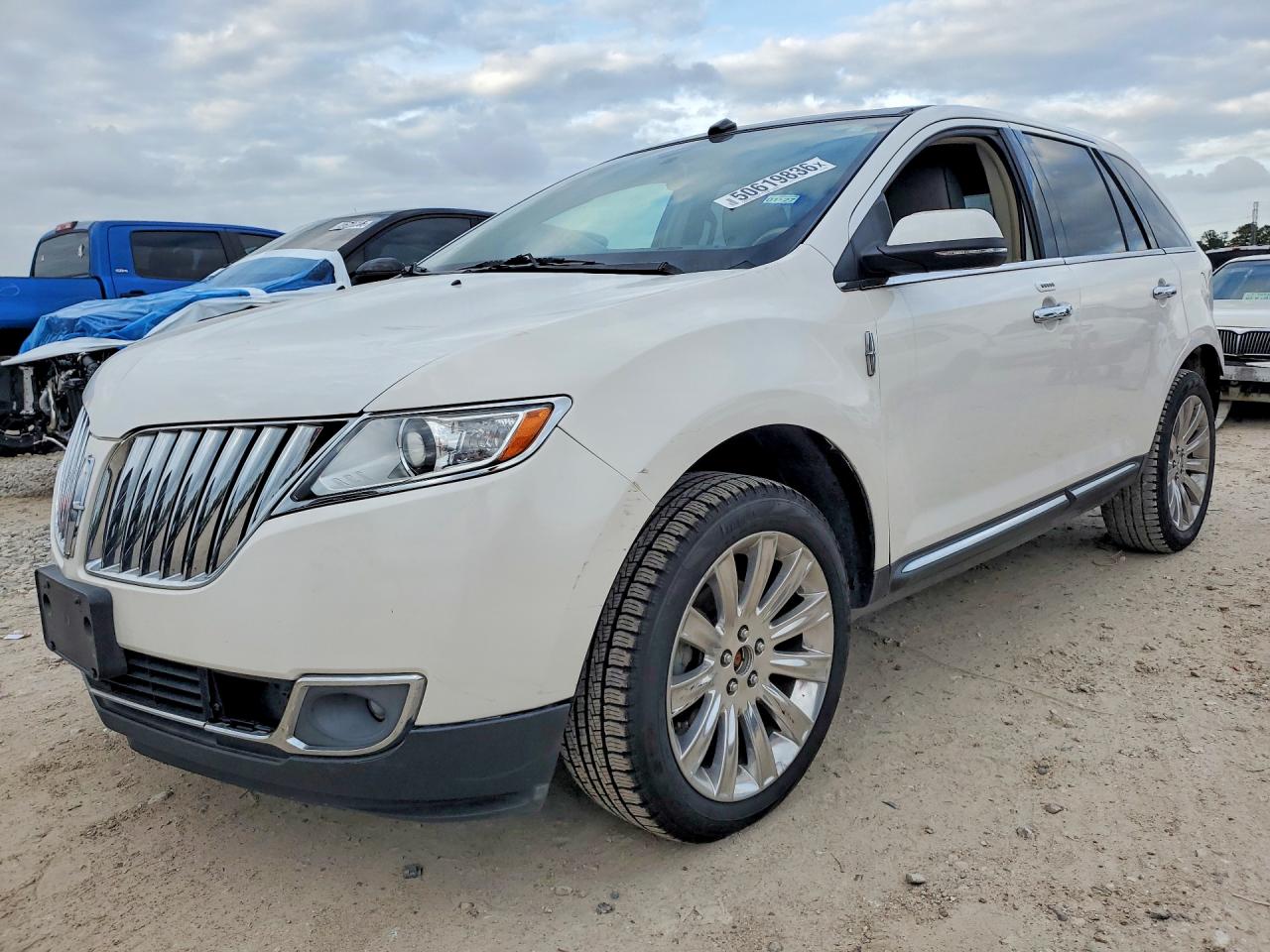 2015 Lincoln Mkx White vin: 2LMDJ6JKXFBL22783