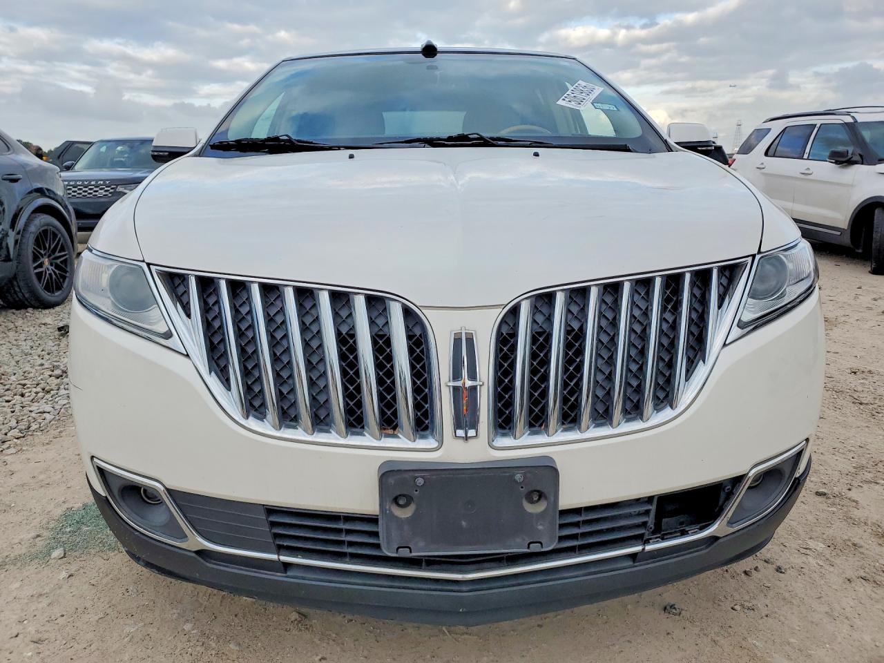 2015 Lincoln Mkx White vin: 2LMDJ6JKXFBL22783