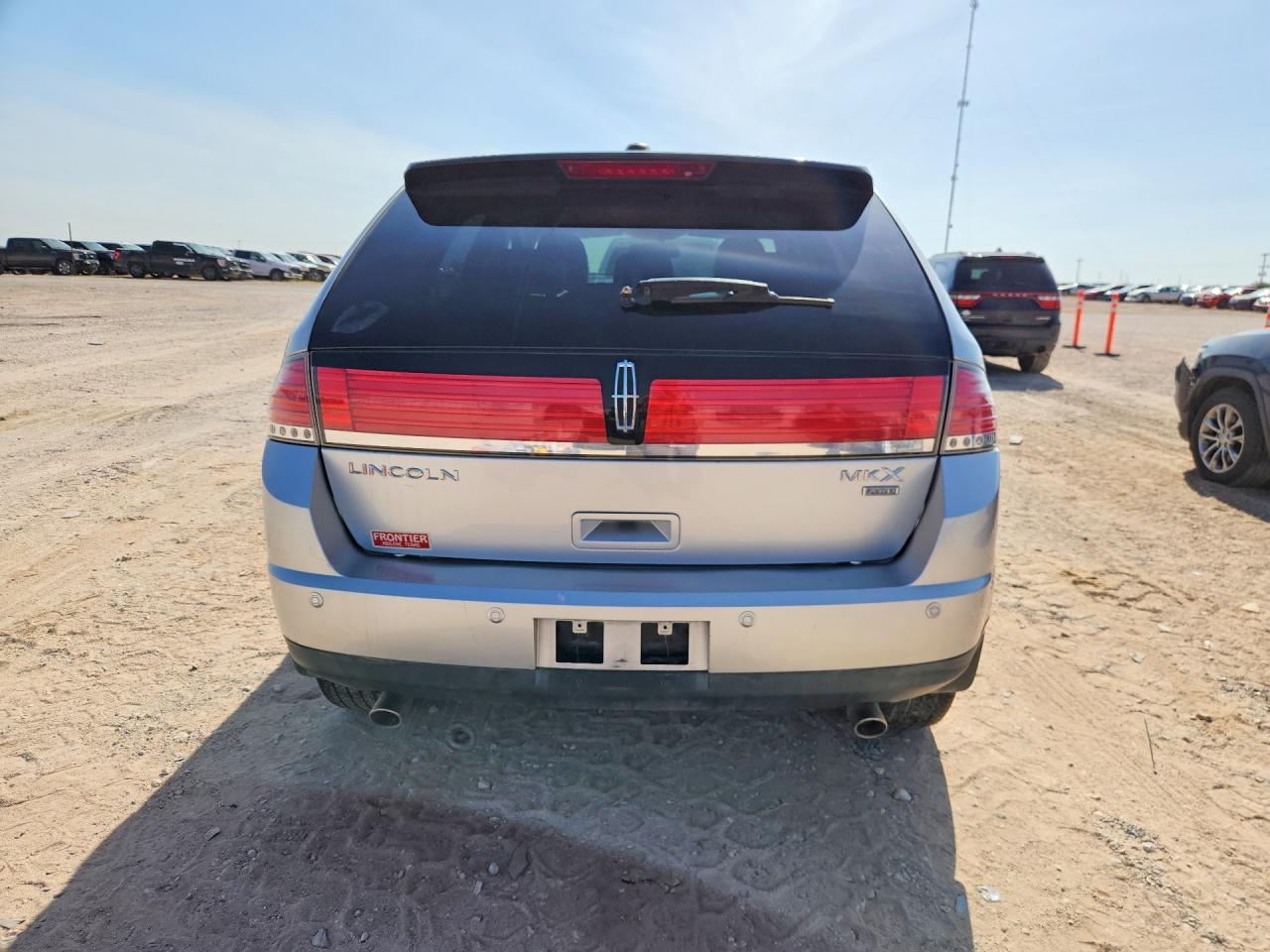 2010 Lincoln Mkx Silver vin: 2LMDJ8JC0ABJ27126