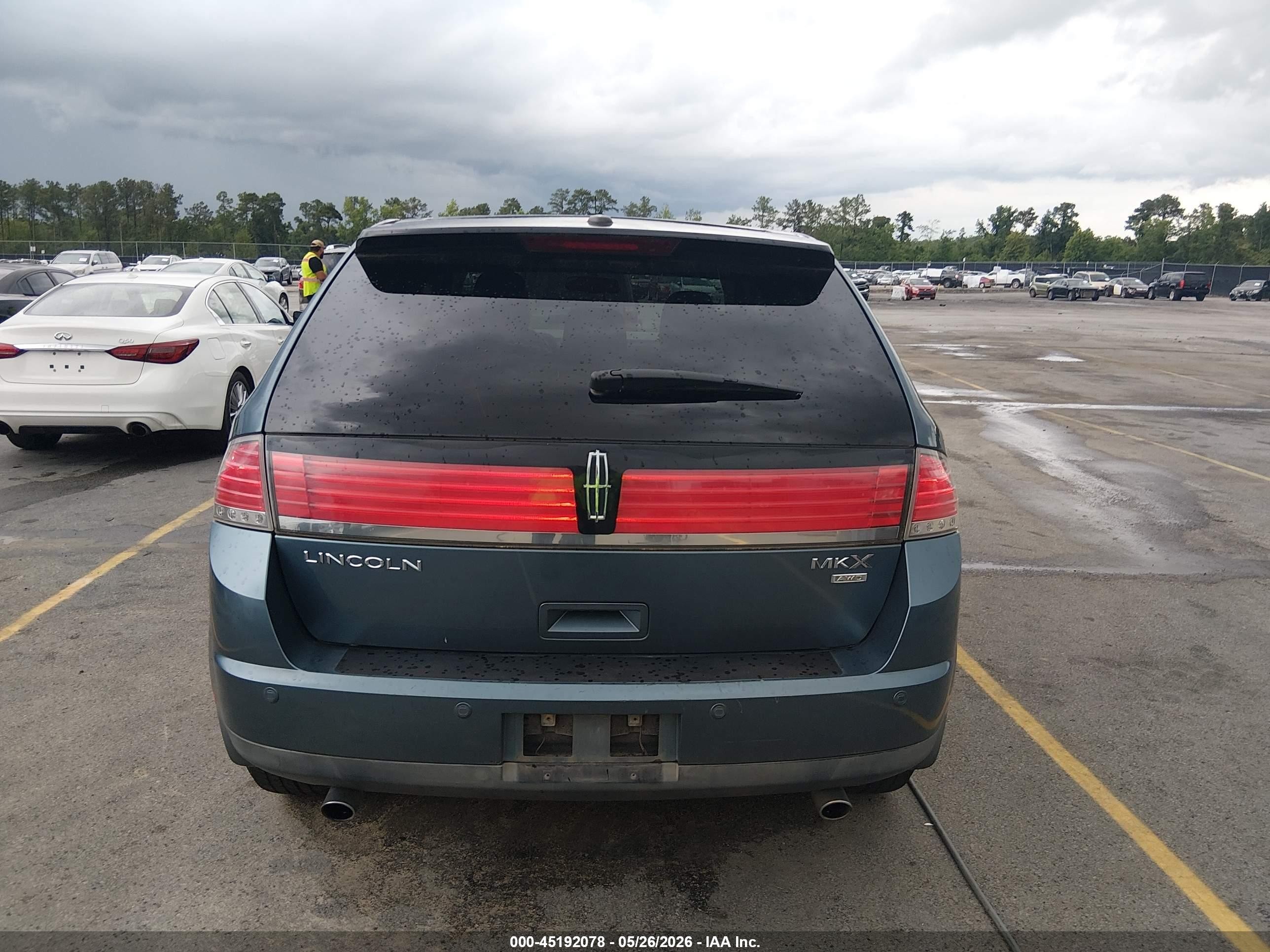 2010 Lincoln Mkx   Blue vin: 2LMDJ8JC1ABJ35056