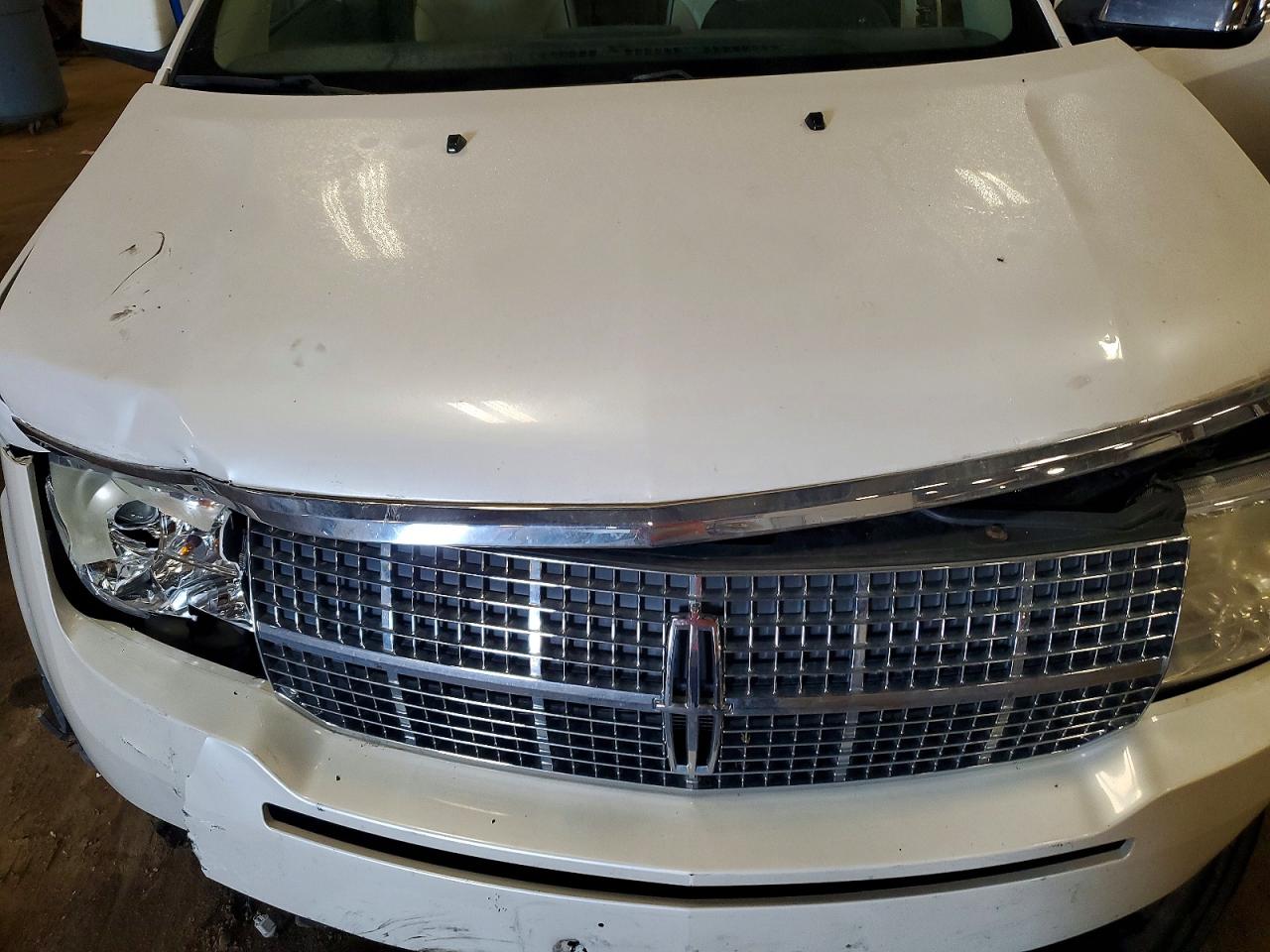 2010 Lincoln Mkx White vin: 2LMDJ8JC2ABJ26897