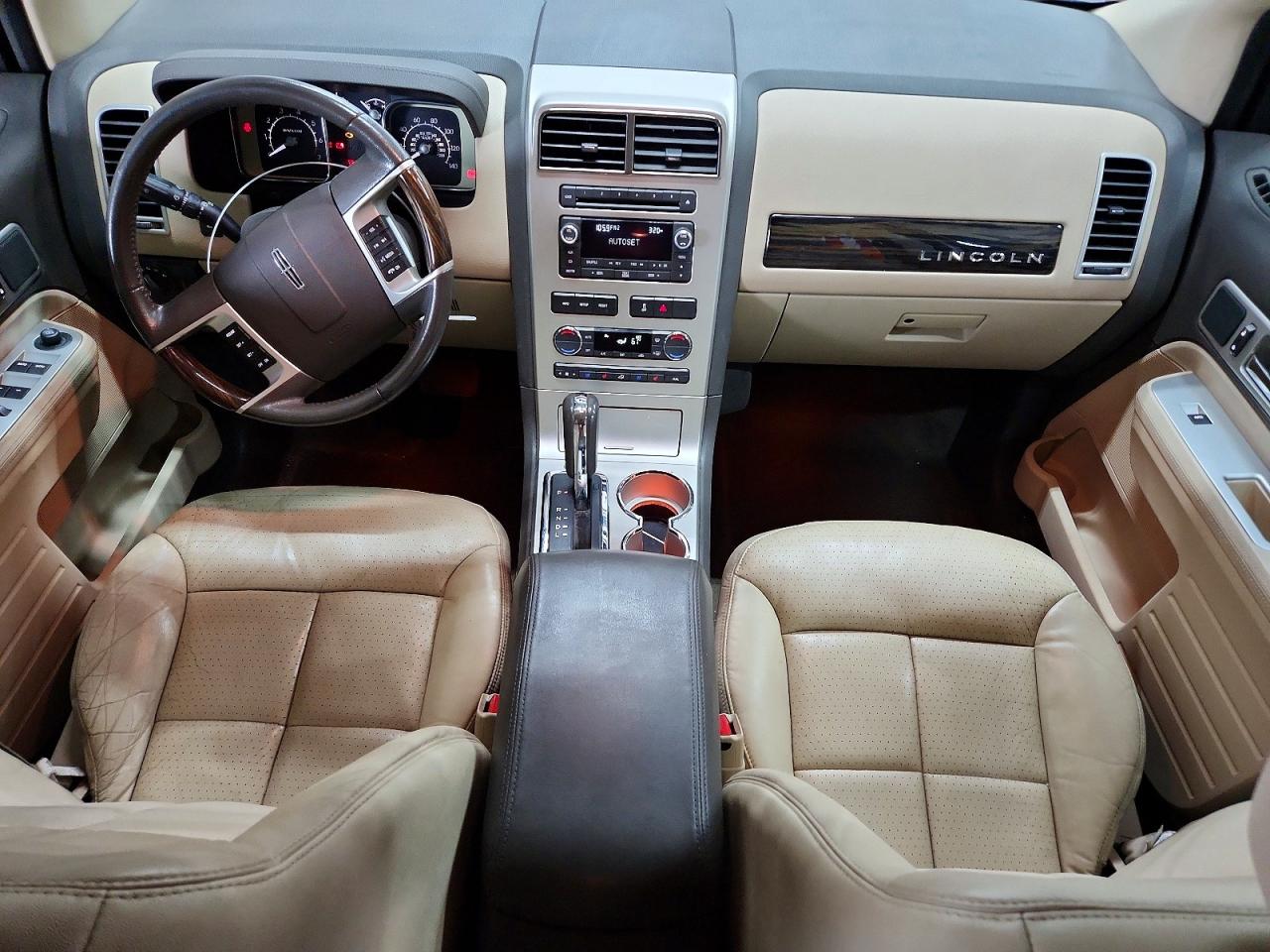 2010 Lincoln Mkx White vin: 2LMDJ8JC3ABJ13513