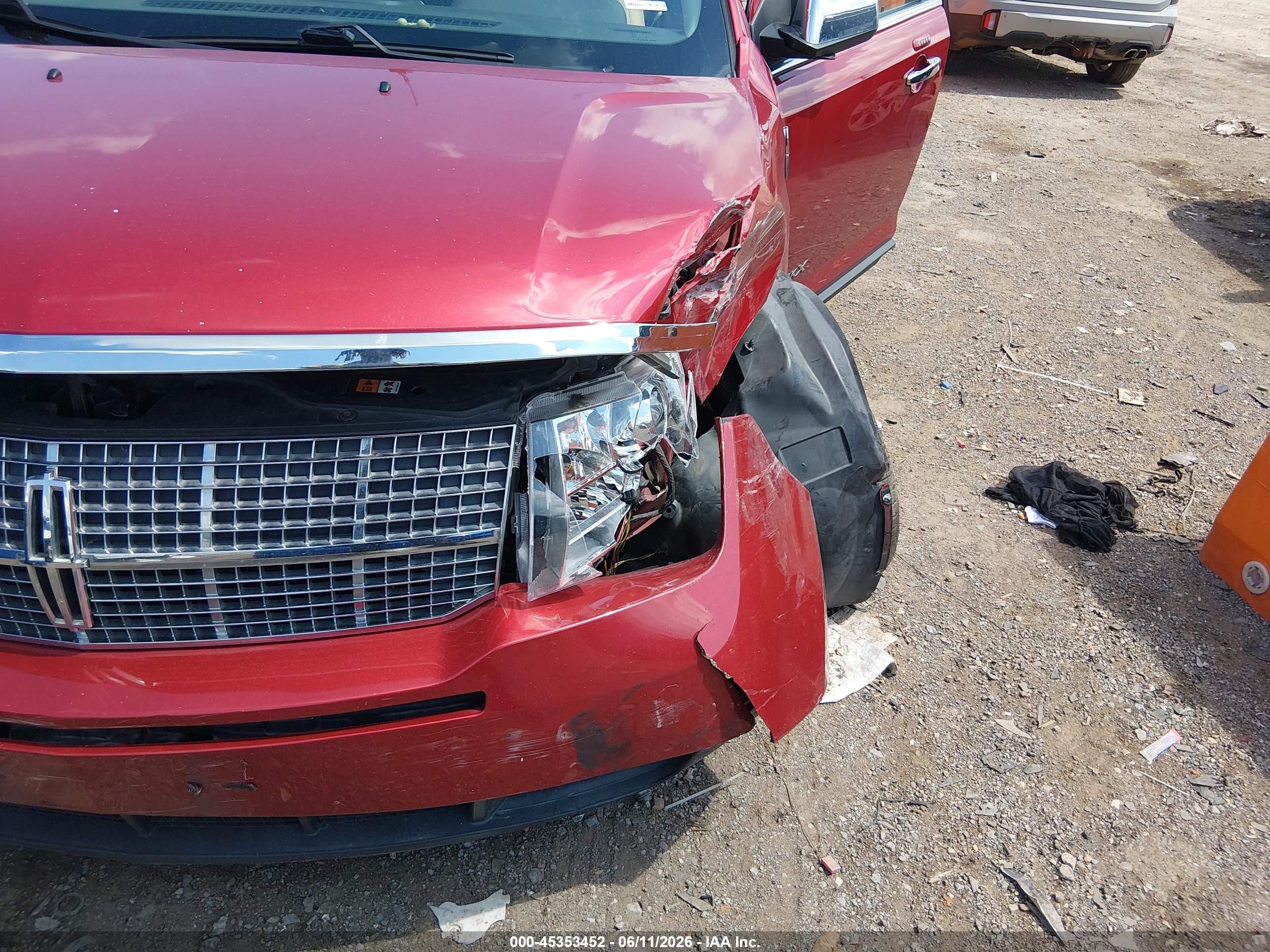 2010 Lincoln Mkx   Red vin: 2LMDJ8JC3ABJ32336