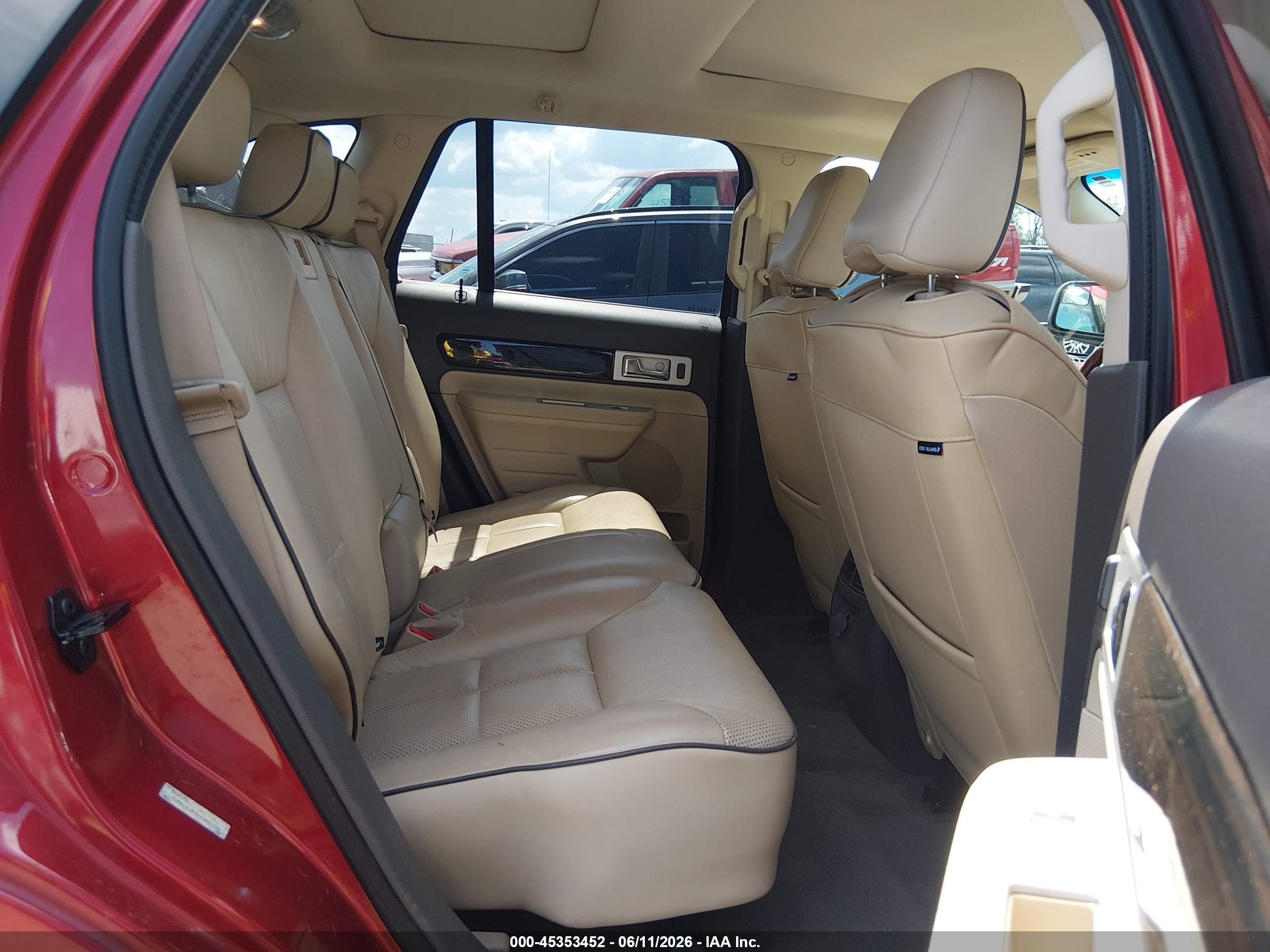 2010 Lincoln Mkx   Red vin: 2LMDJ8JC3ABJ32336