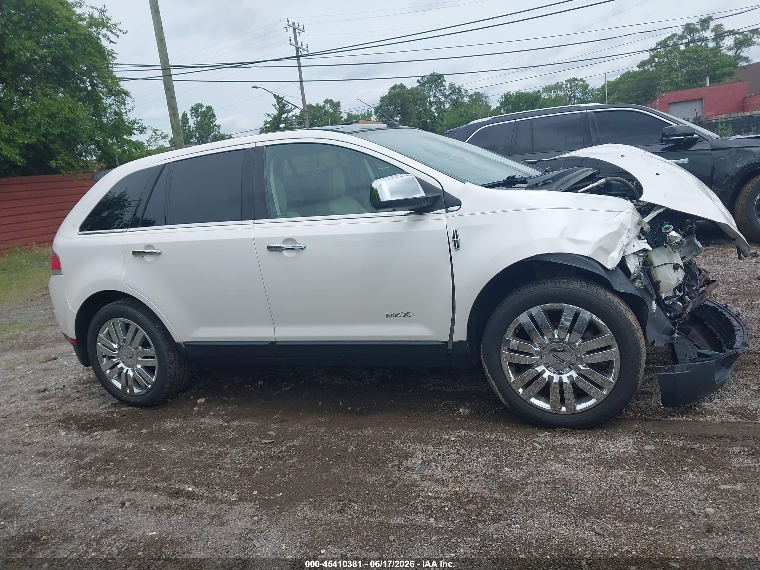 2010 Lincoln Mkx   White vin: 2LMDJ8JC4ABJ10894